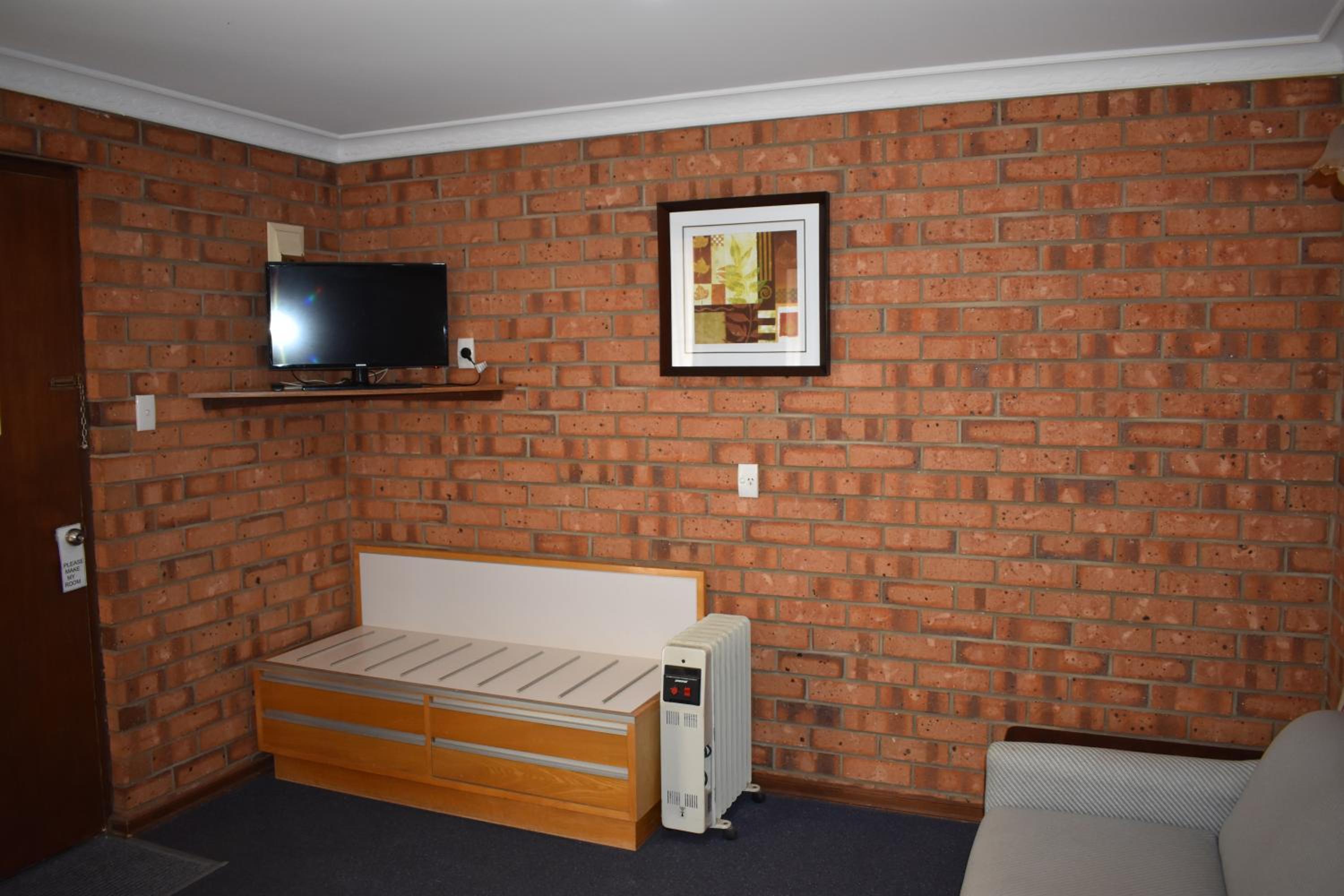 Standard Queen Room - Photo 1
