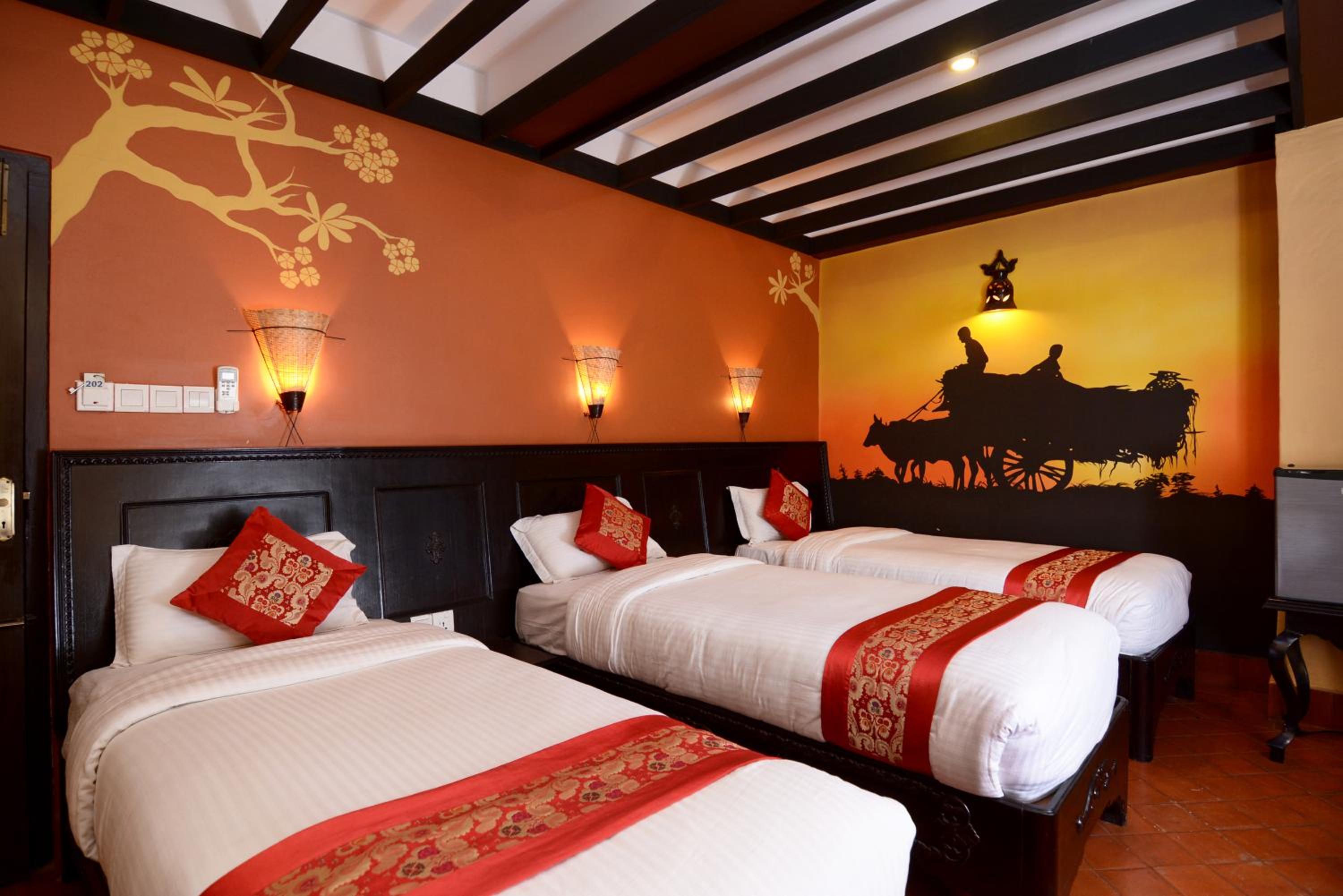 Triple Room with City View