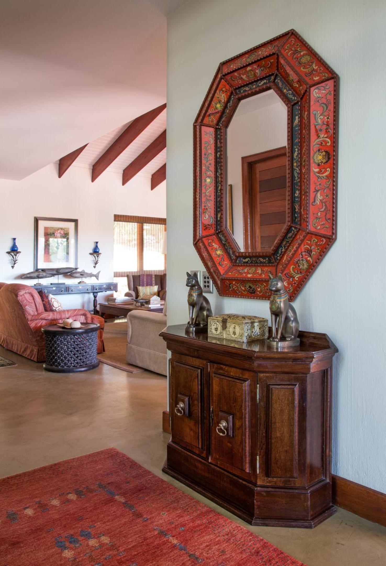 Luxury Villa photo 2