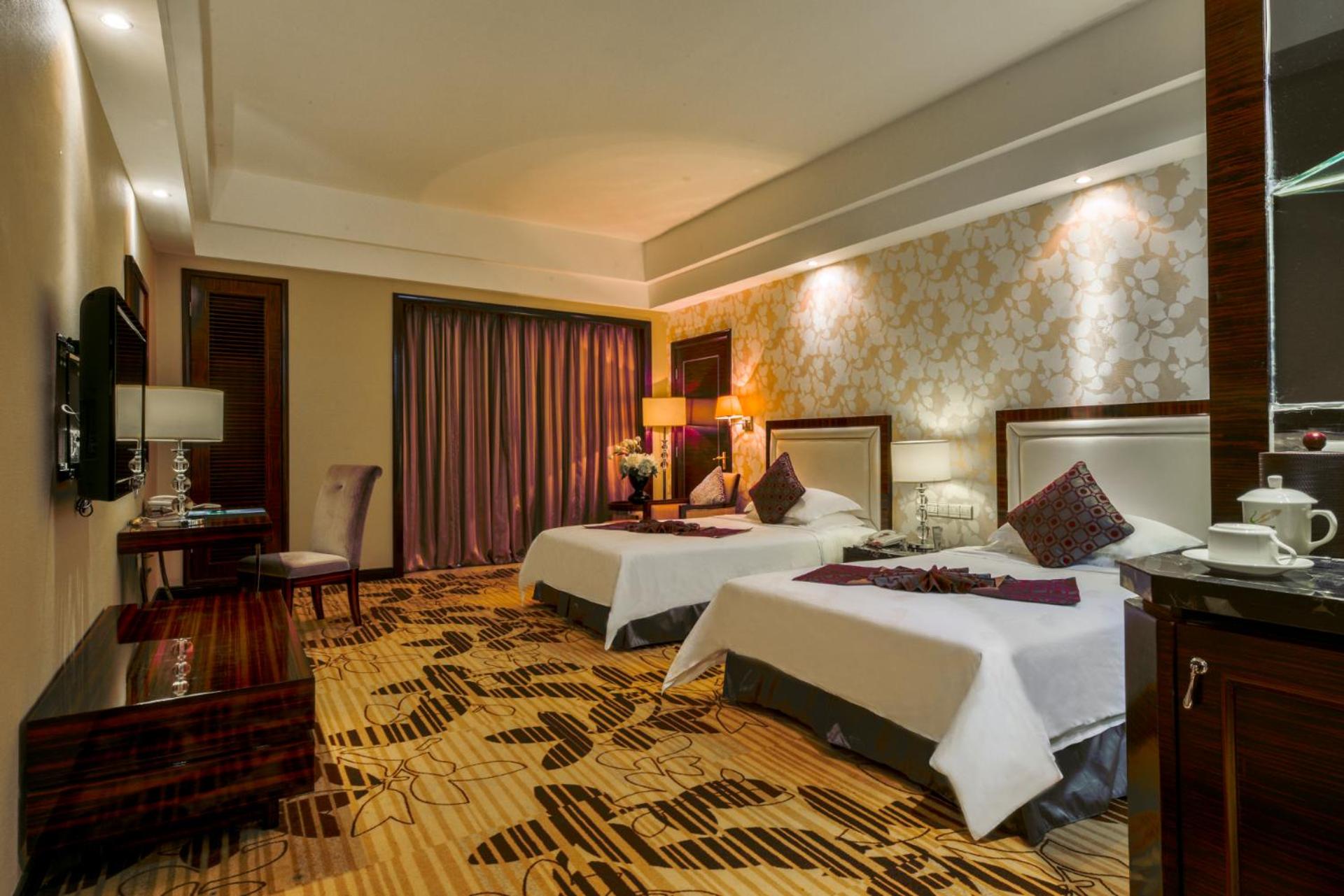 Selected Twin Room photo 1