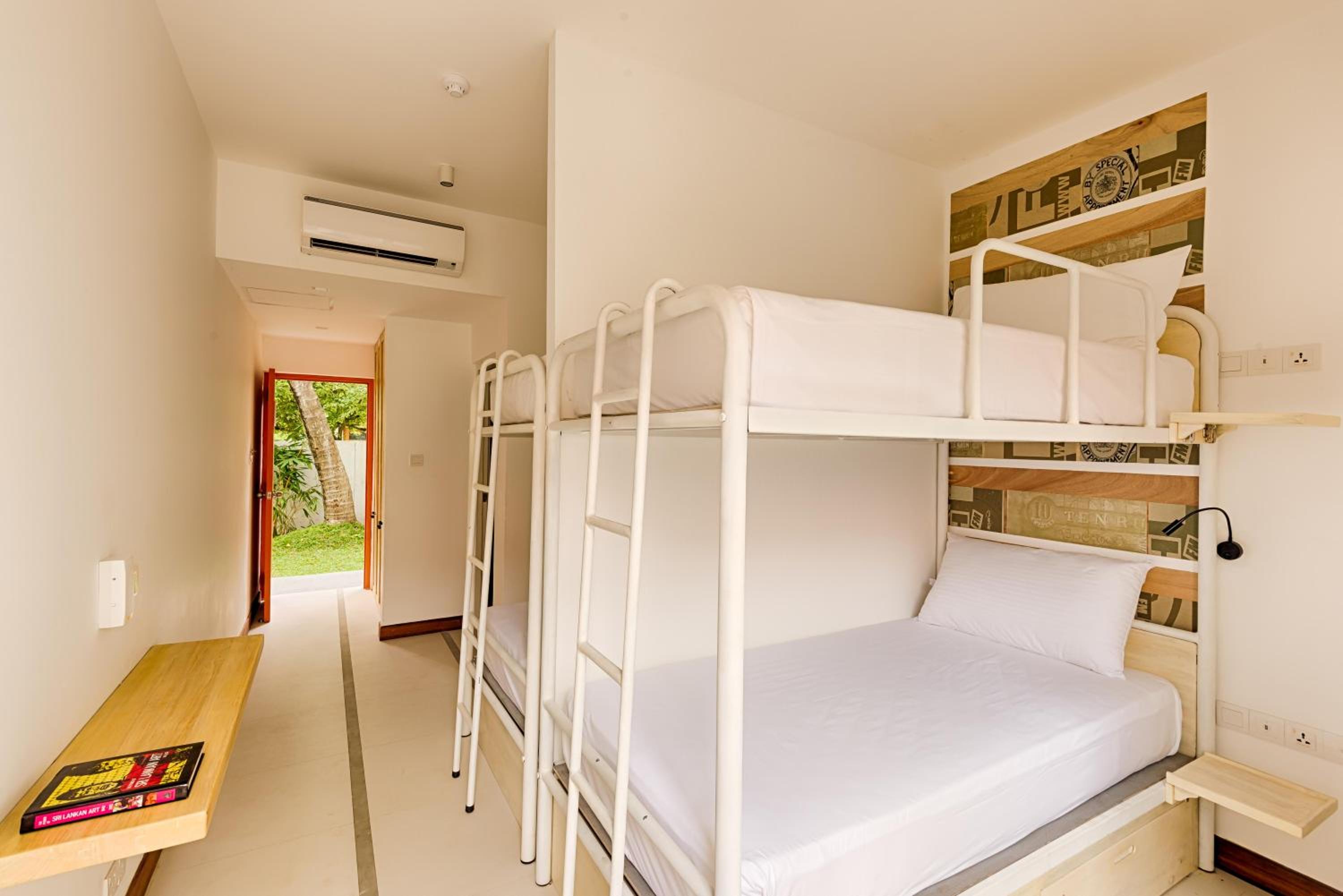Bed in 4-Bed Female Dormitory Room photo 1
