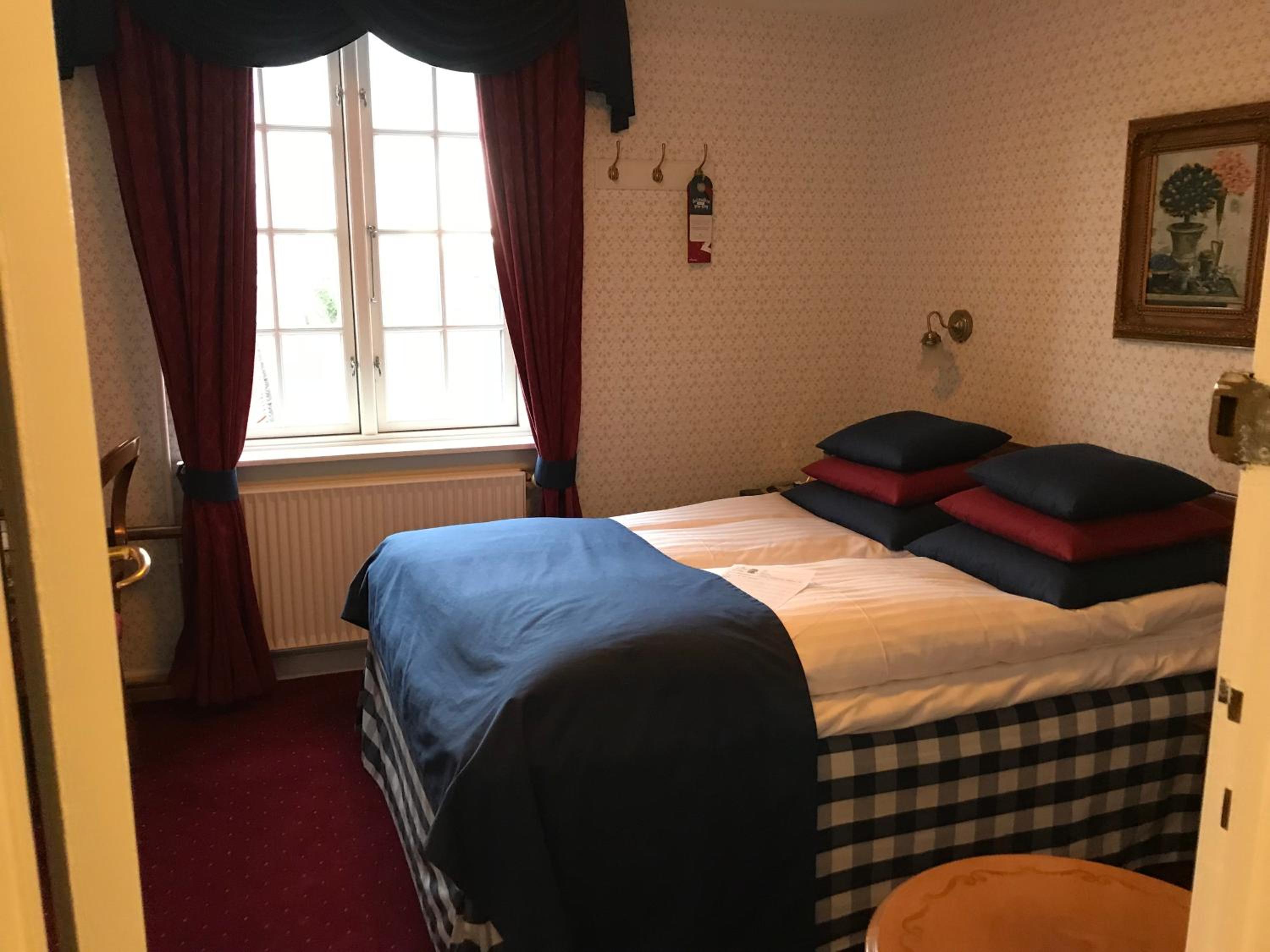Small Double Room photo 3