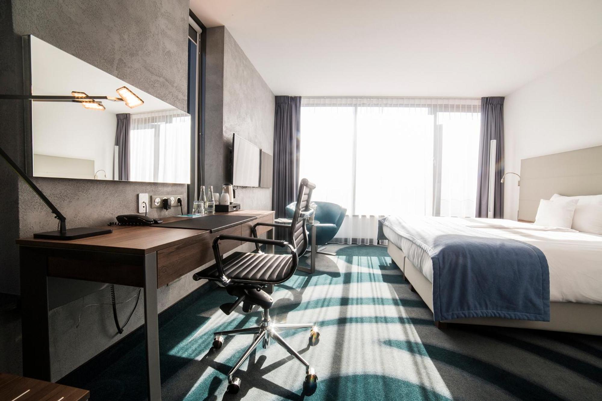 Double or Twin Room - Photo 5