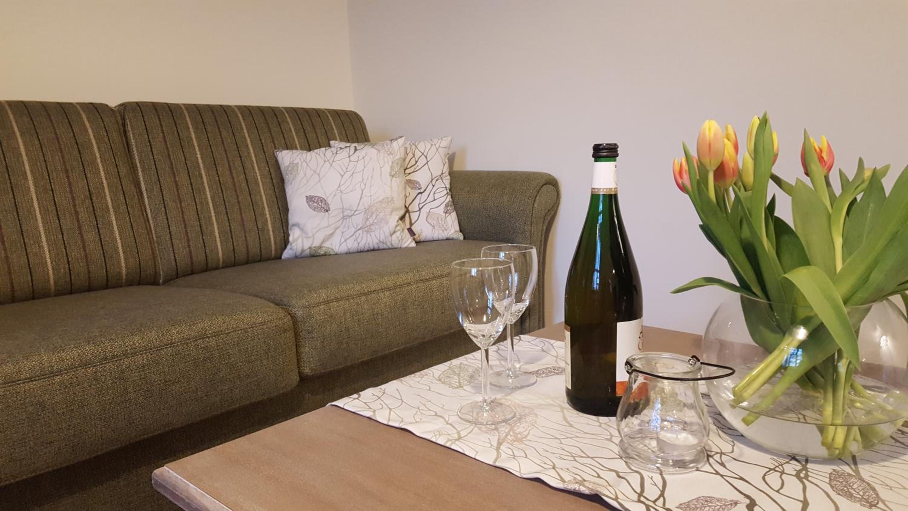 One-Bedroom Apartment photo 2