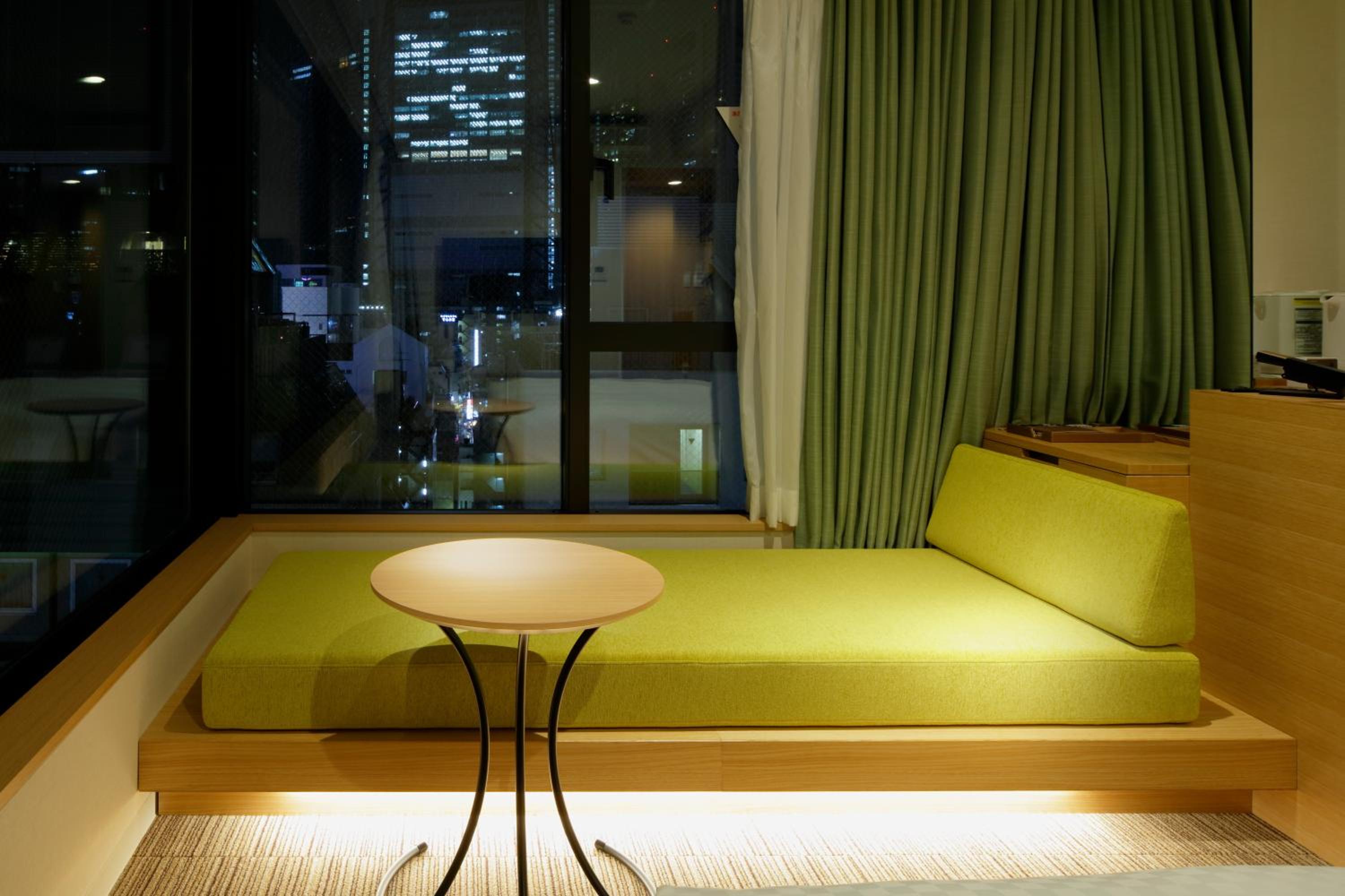 Corner Twin Room (3 adults) photo 2