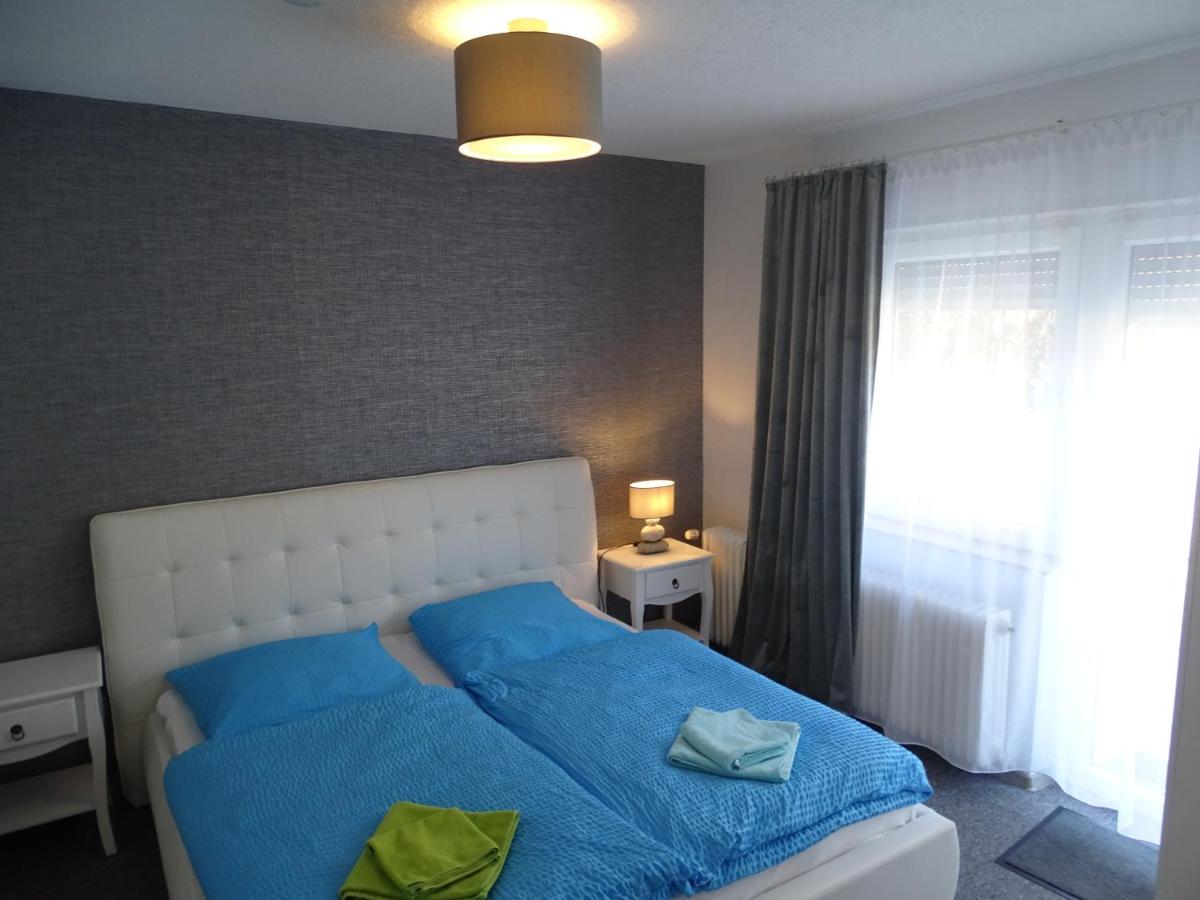 Apartment with Terrace photo 3