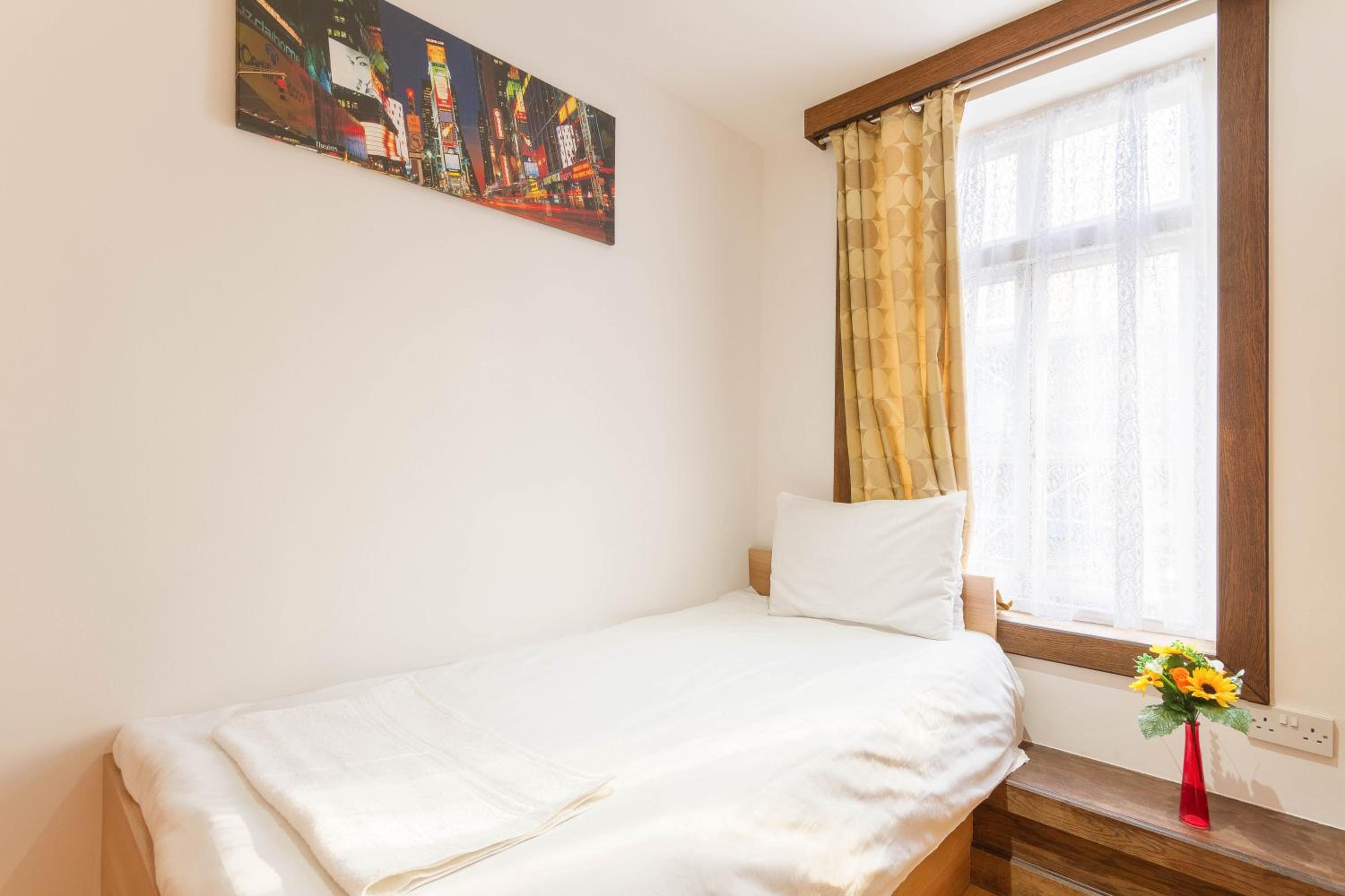 Budget Single Room