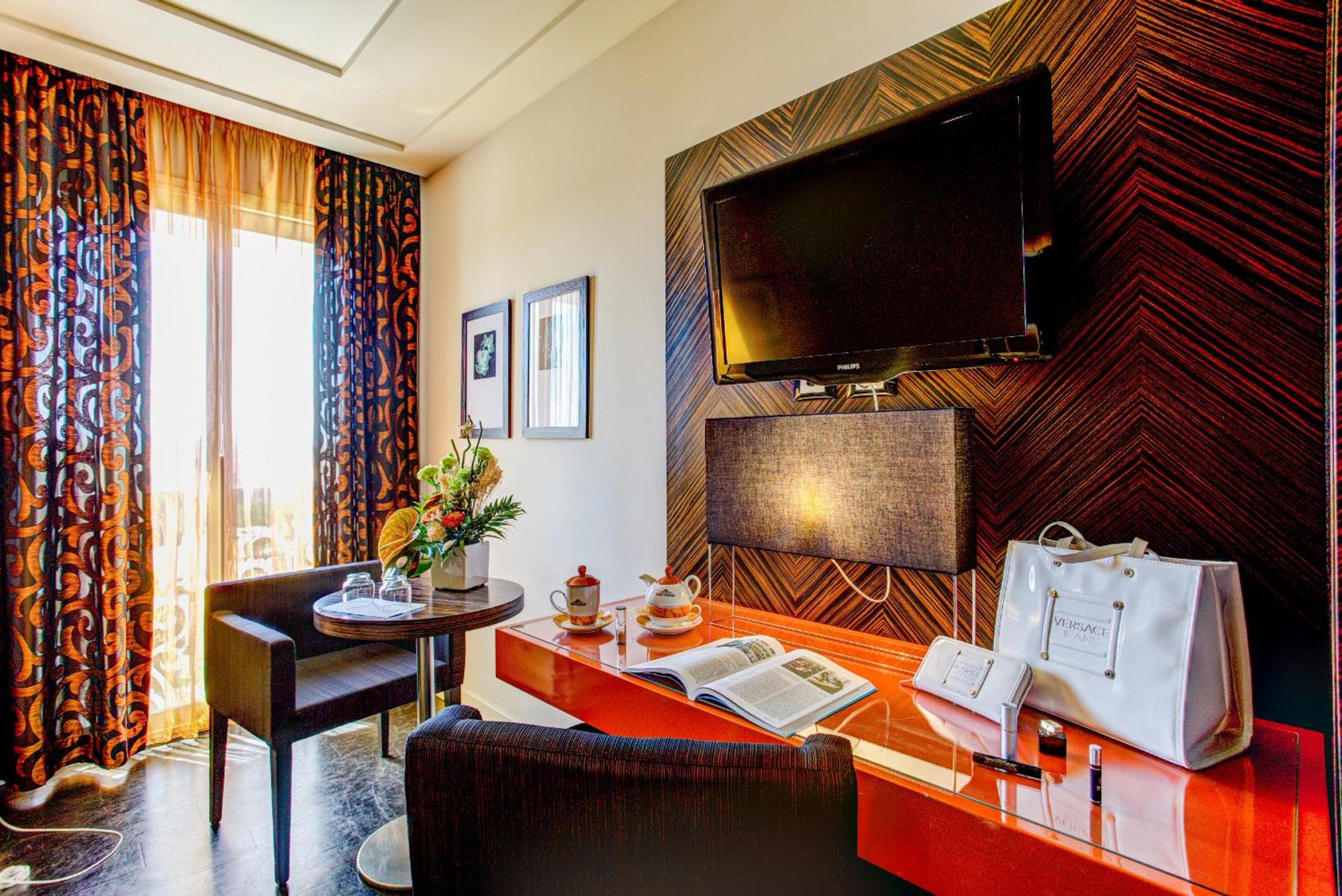 Triple Room with Sea View - Photo 10