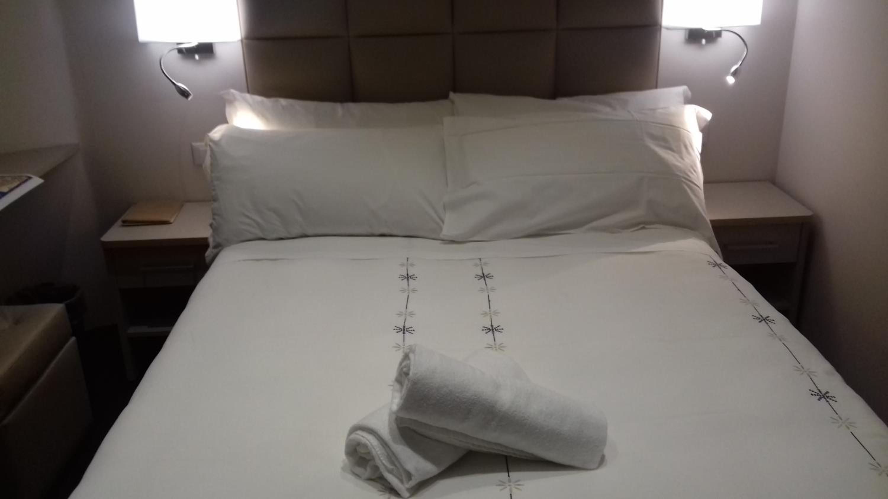 Economy Double Room photo 2