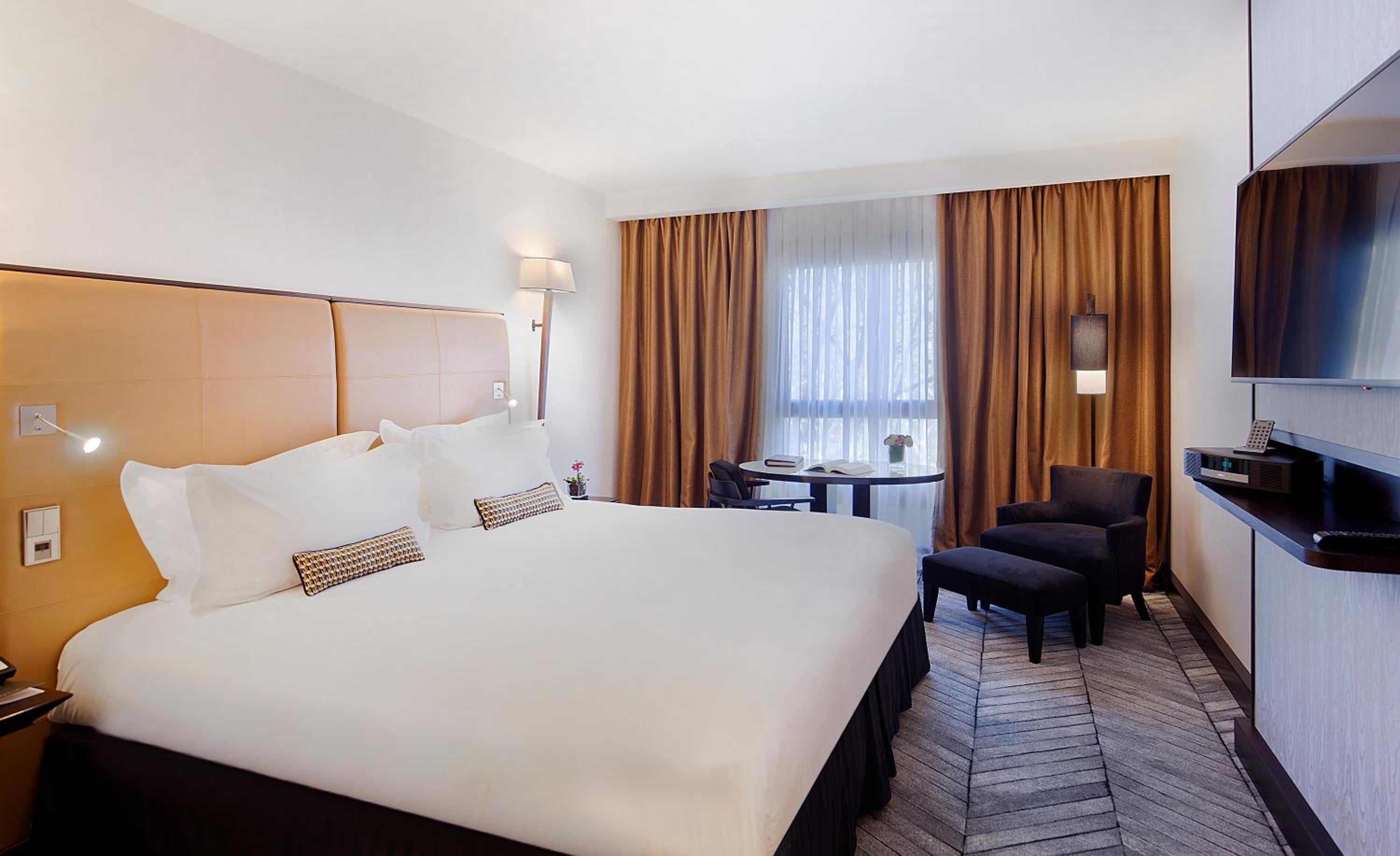 Superior Double Room with King-size Bed - Photo 9