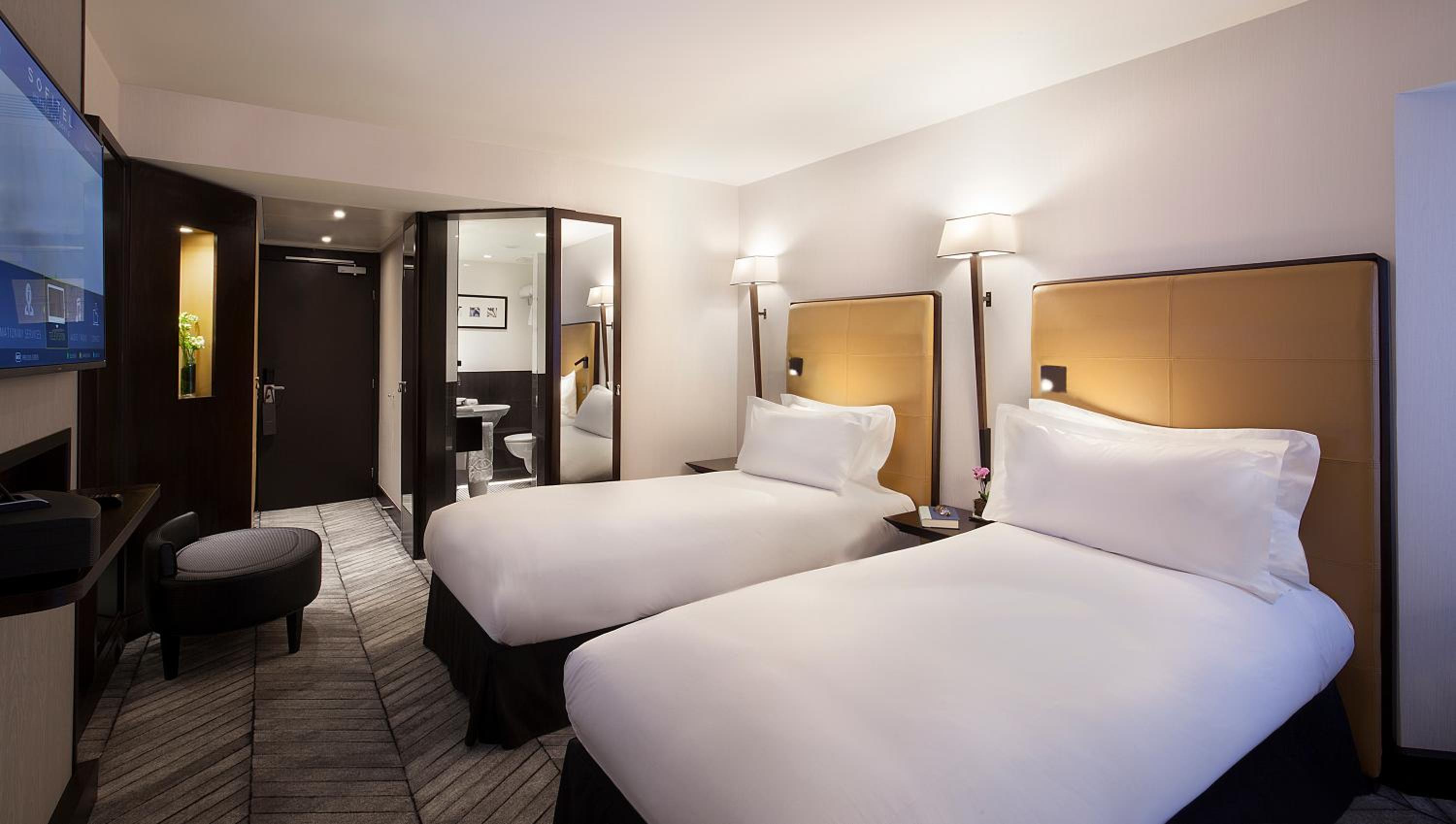 Superior Twin Room - Photo 8