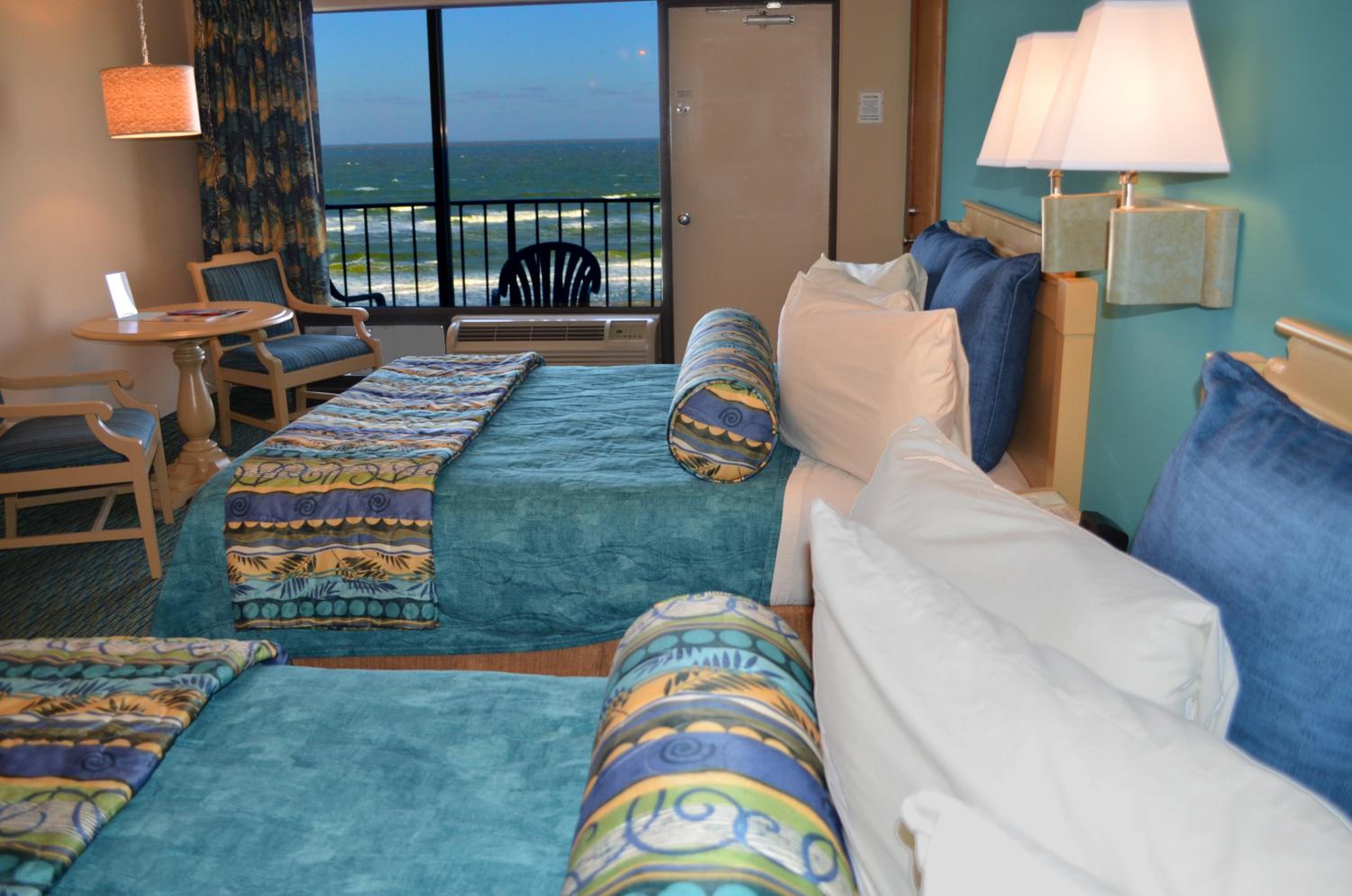 Oceanfront Room with Two Queen Beds - Non Smoking - Photo 7
