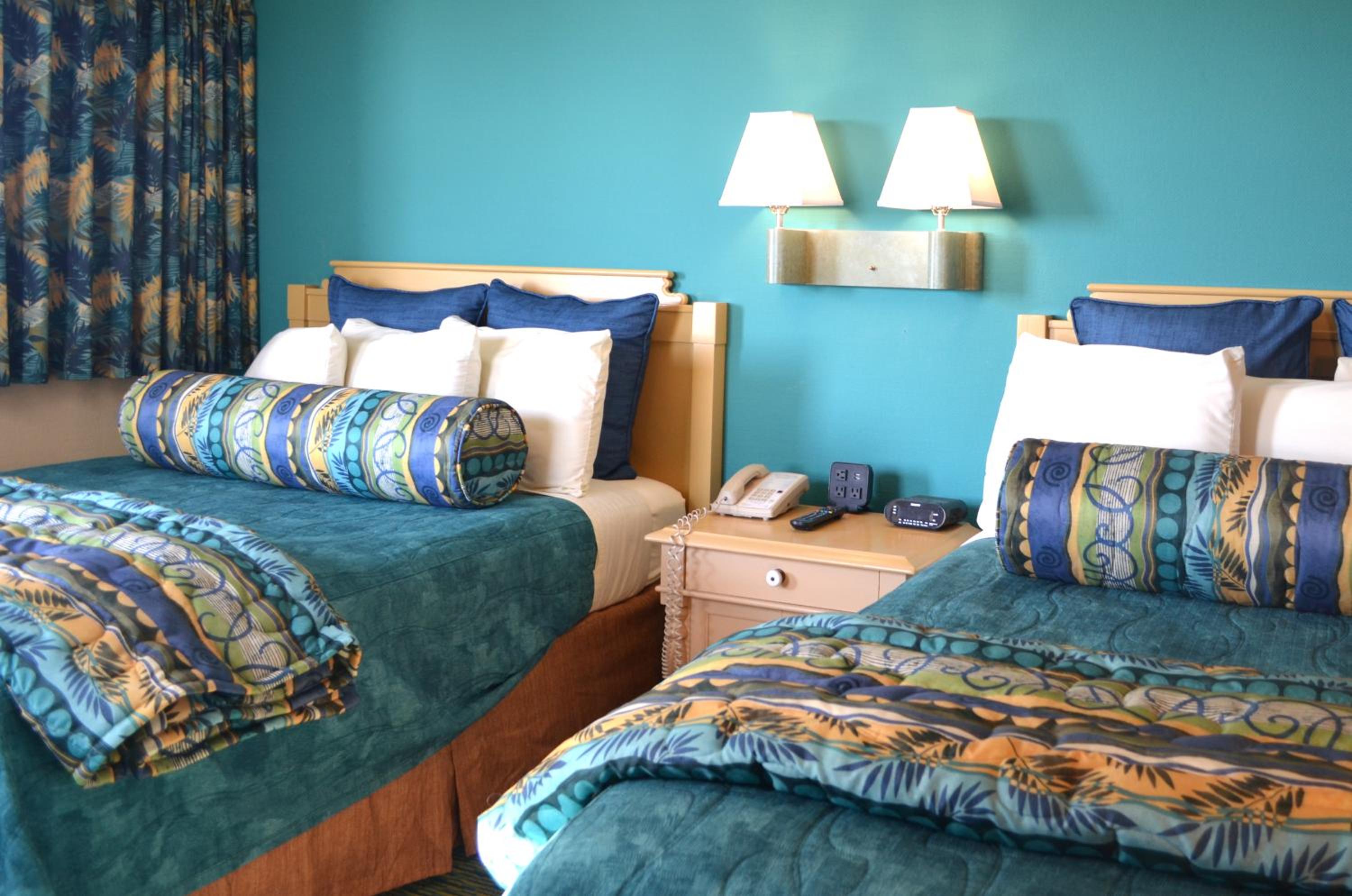 One-Bedroom Suite with Ocean View - Non-Smoking - Photo 2