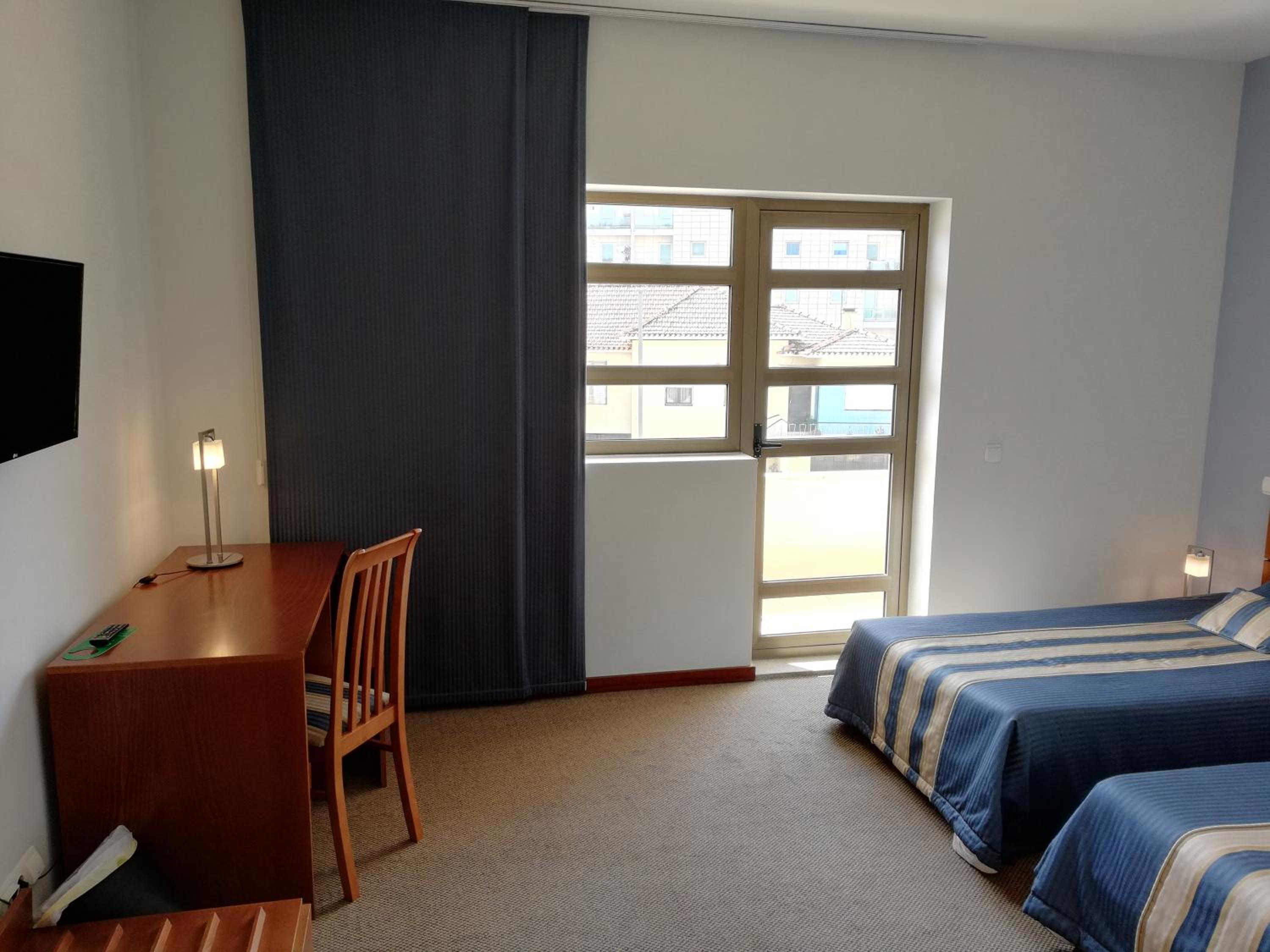 Twin Room - Photo 1