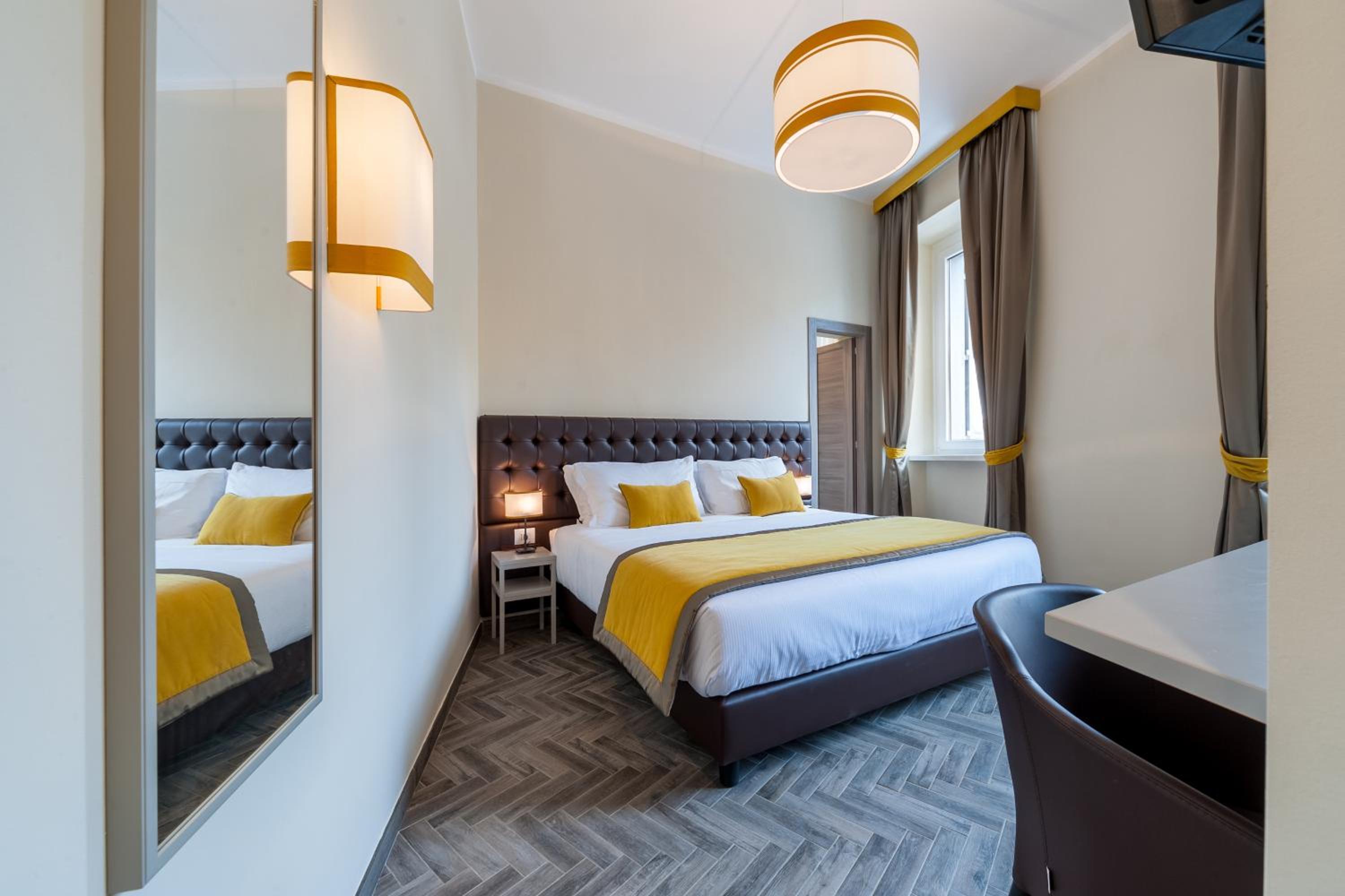 Deluxe Double Room photo 2