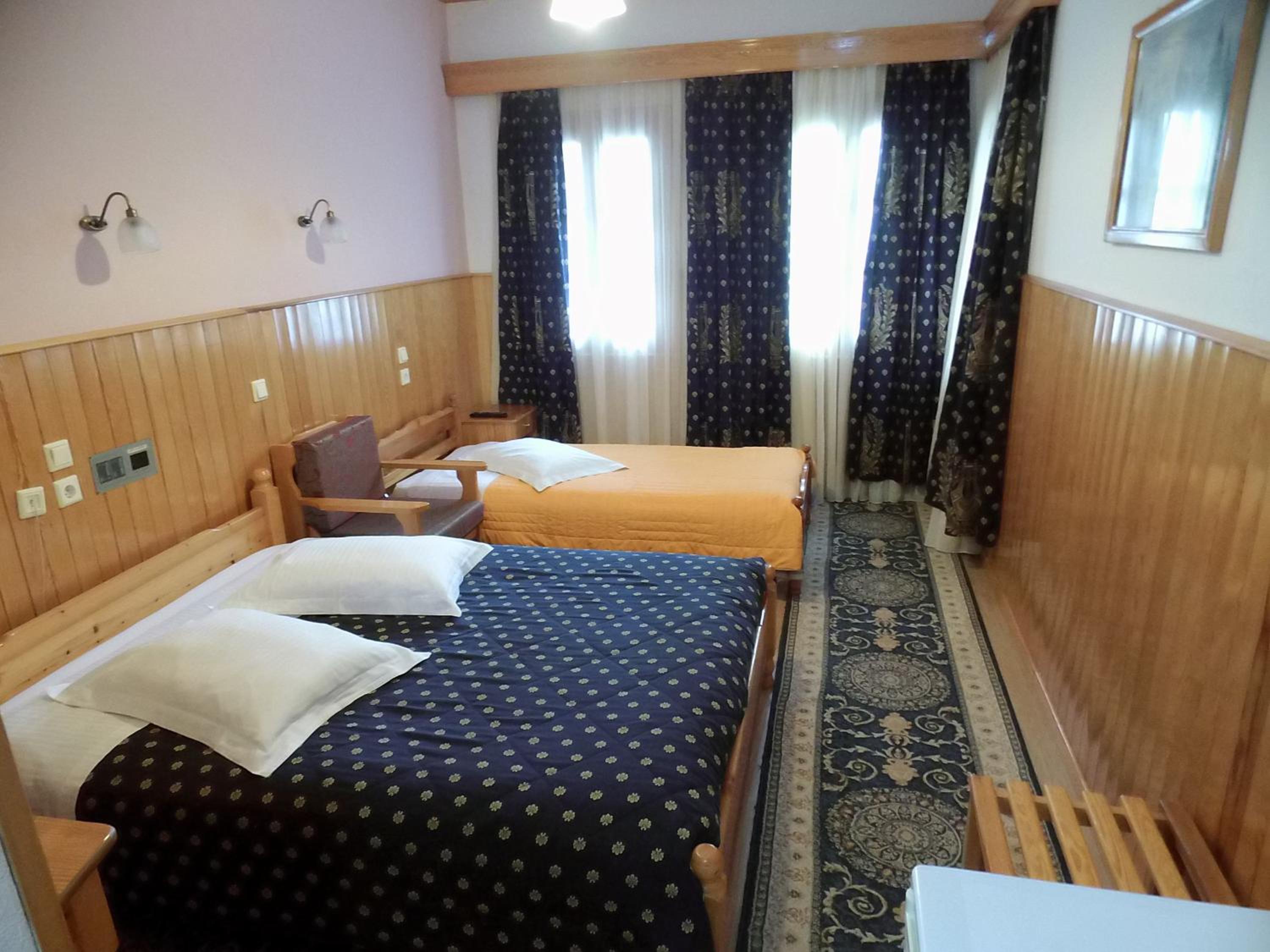 Triple Room - Photo 1