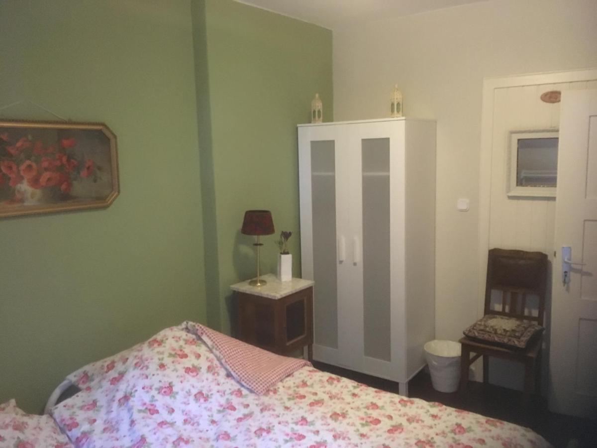 Budget Twin Room photo 1