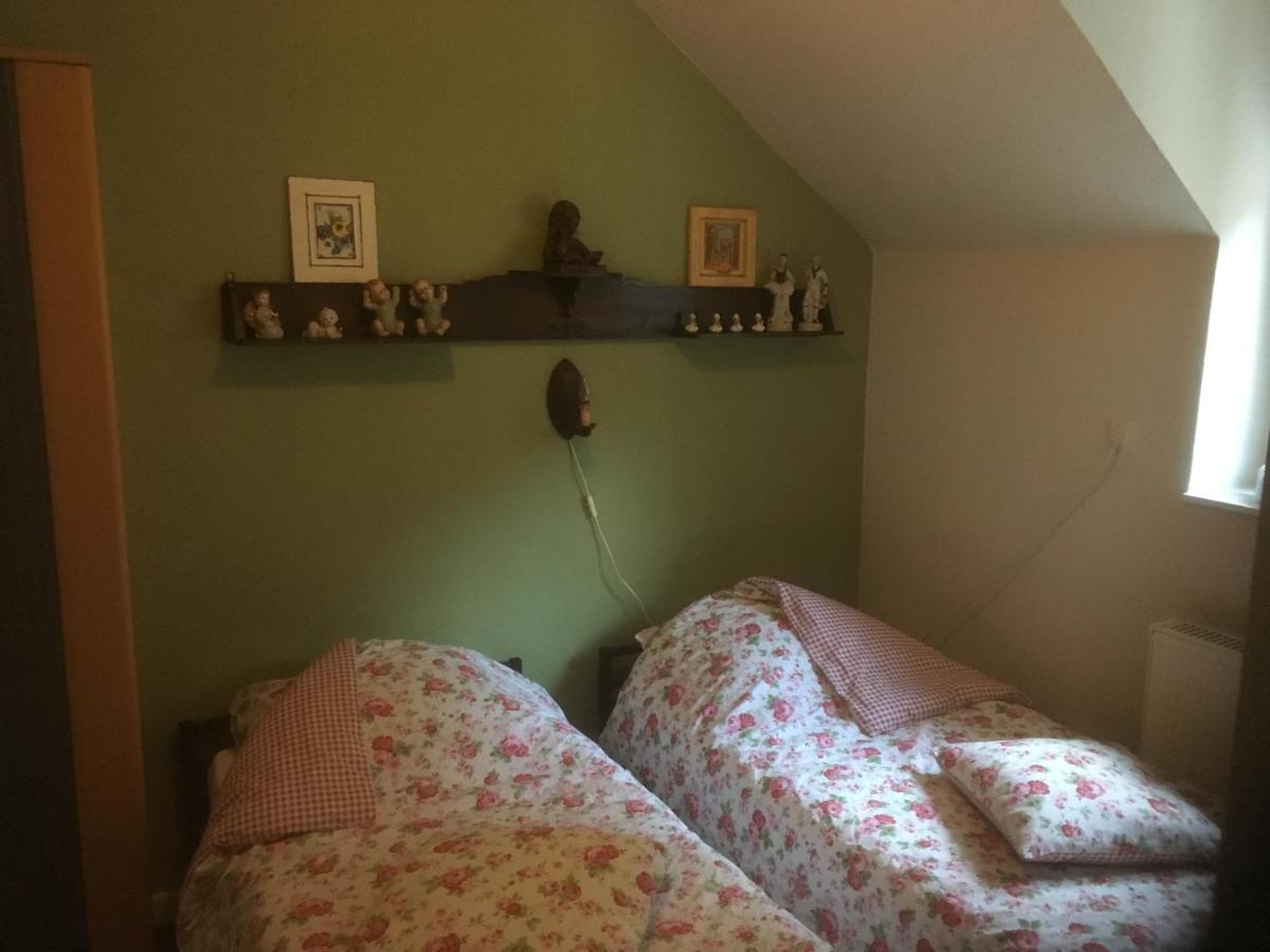 Budget Twin Room photo 3