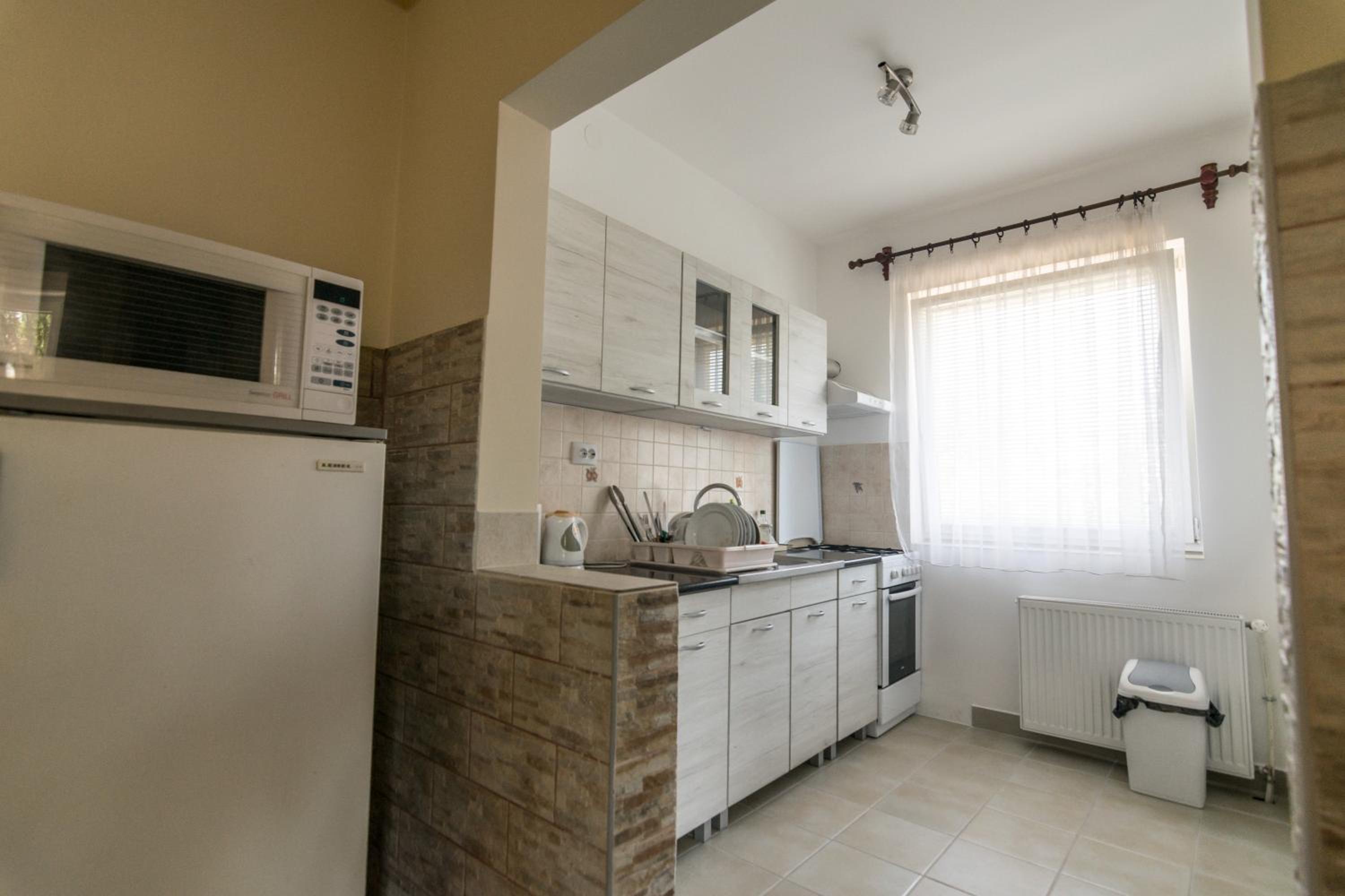 Two-Bedroom Standard Apartment photo 2
