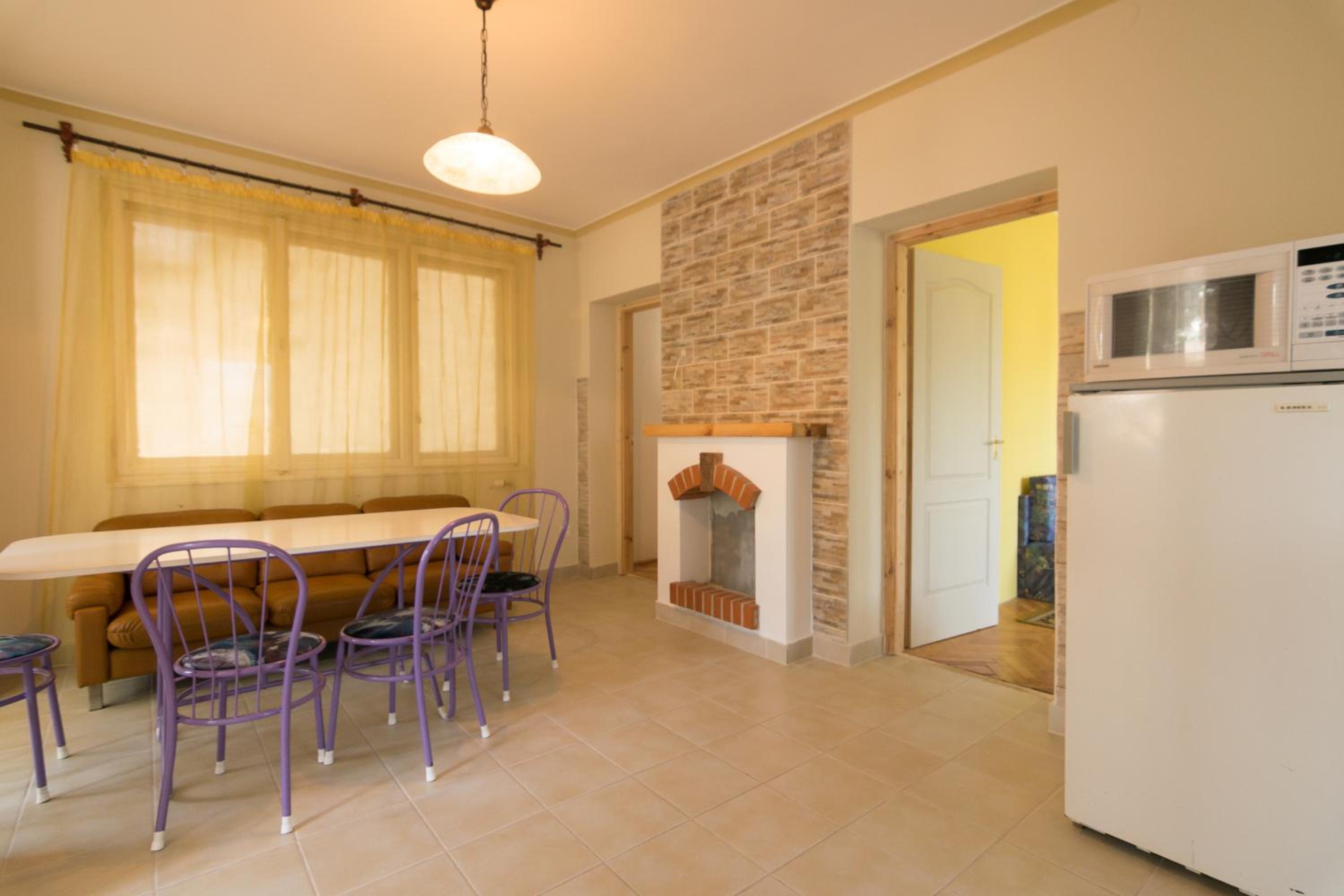 Two-Bedroom Standard Apartment photo 3