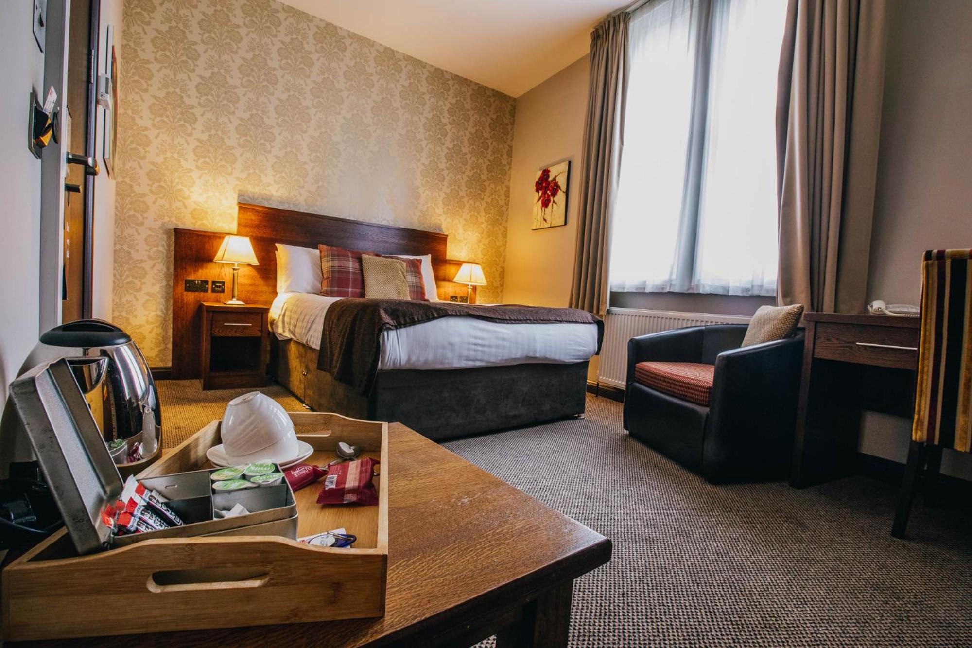 Standard Double Room - Photo 5