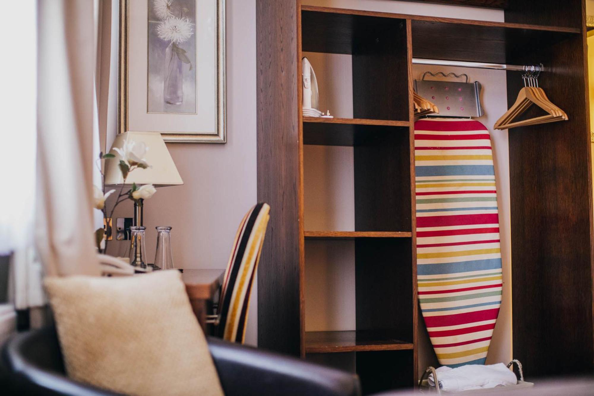 Standard Double Room - Photo 7