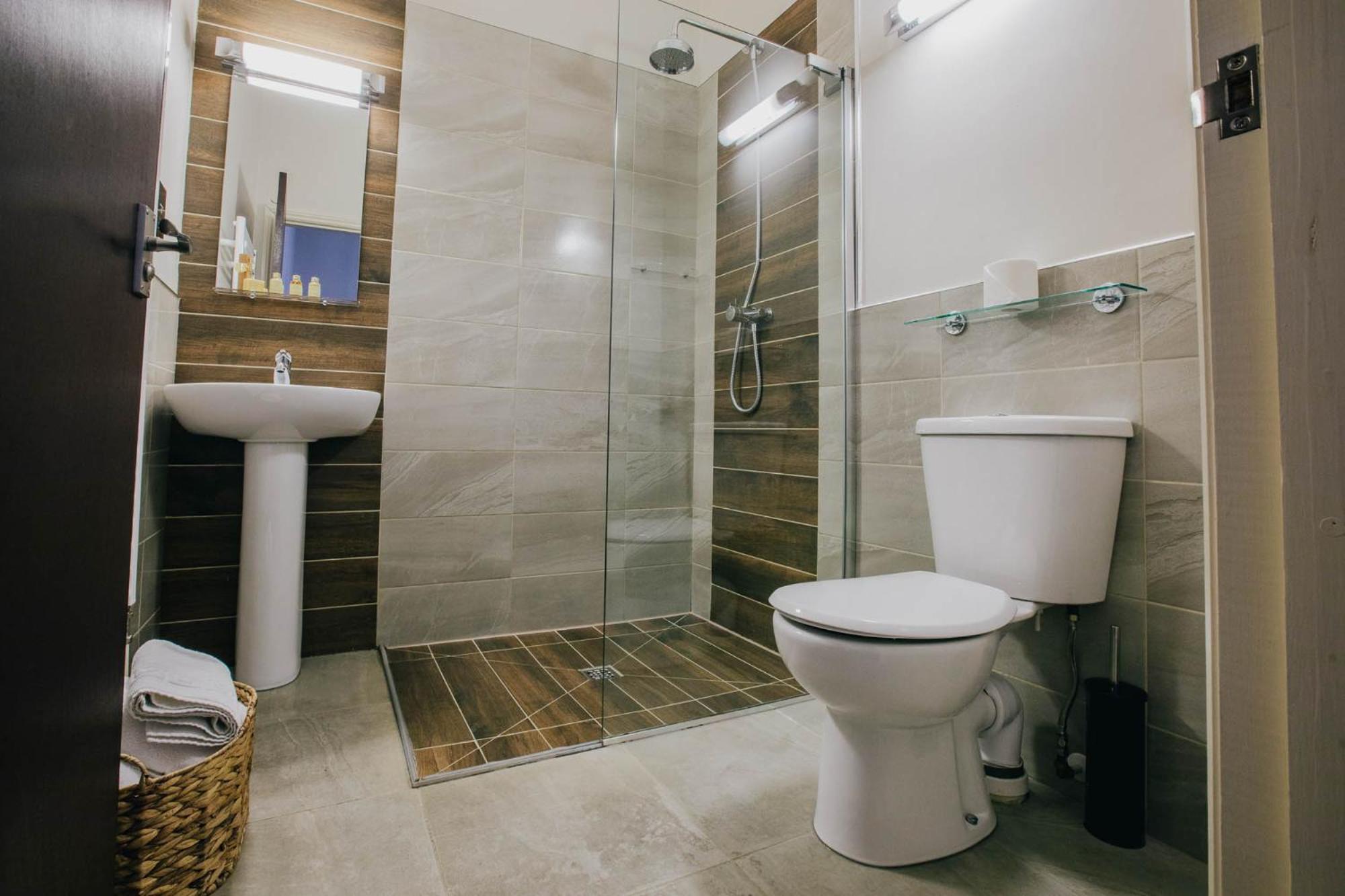 Superior Double Room - Photo 3