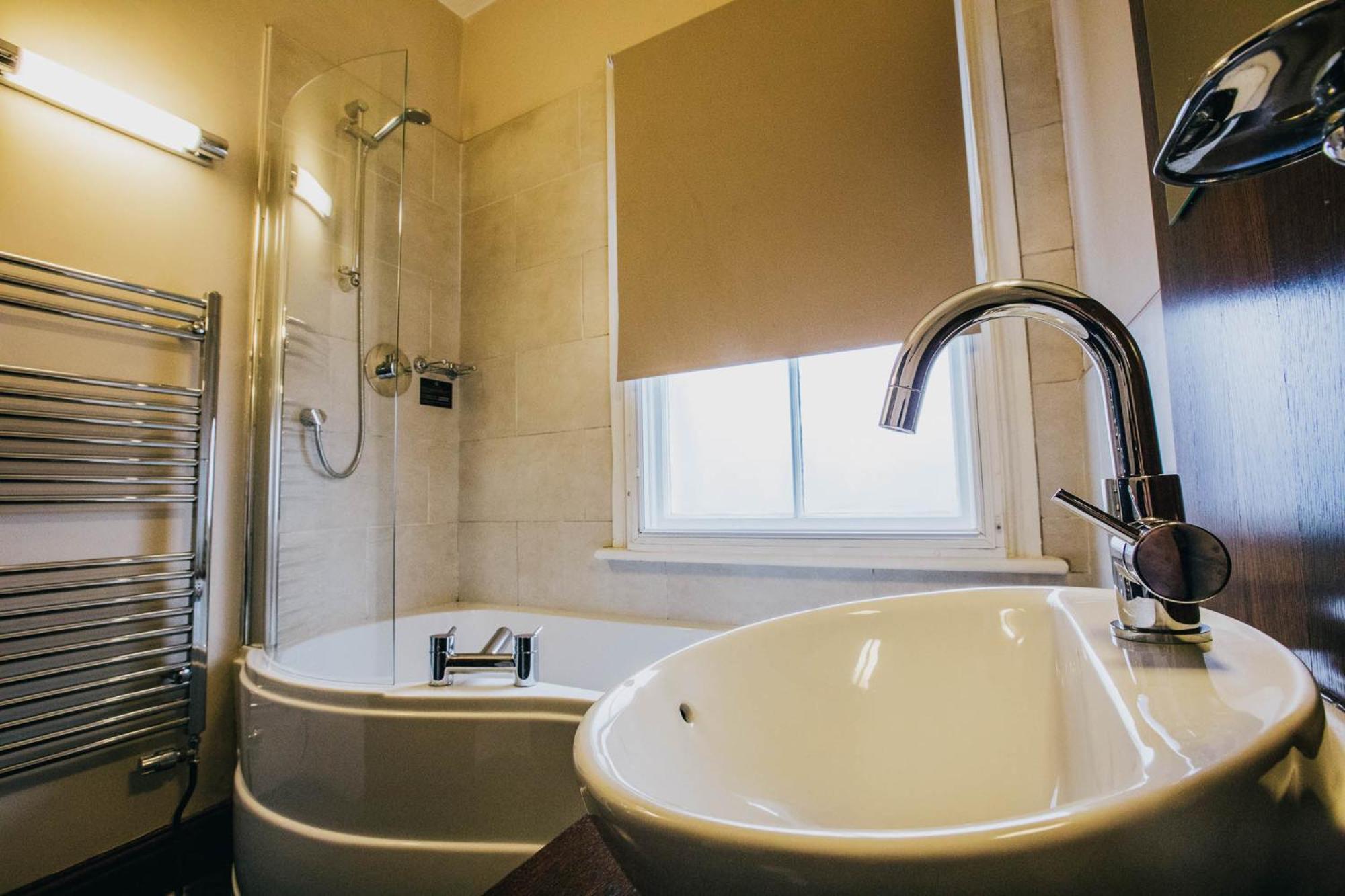 Family Room with Bathroom - Photo 5