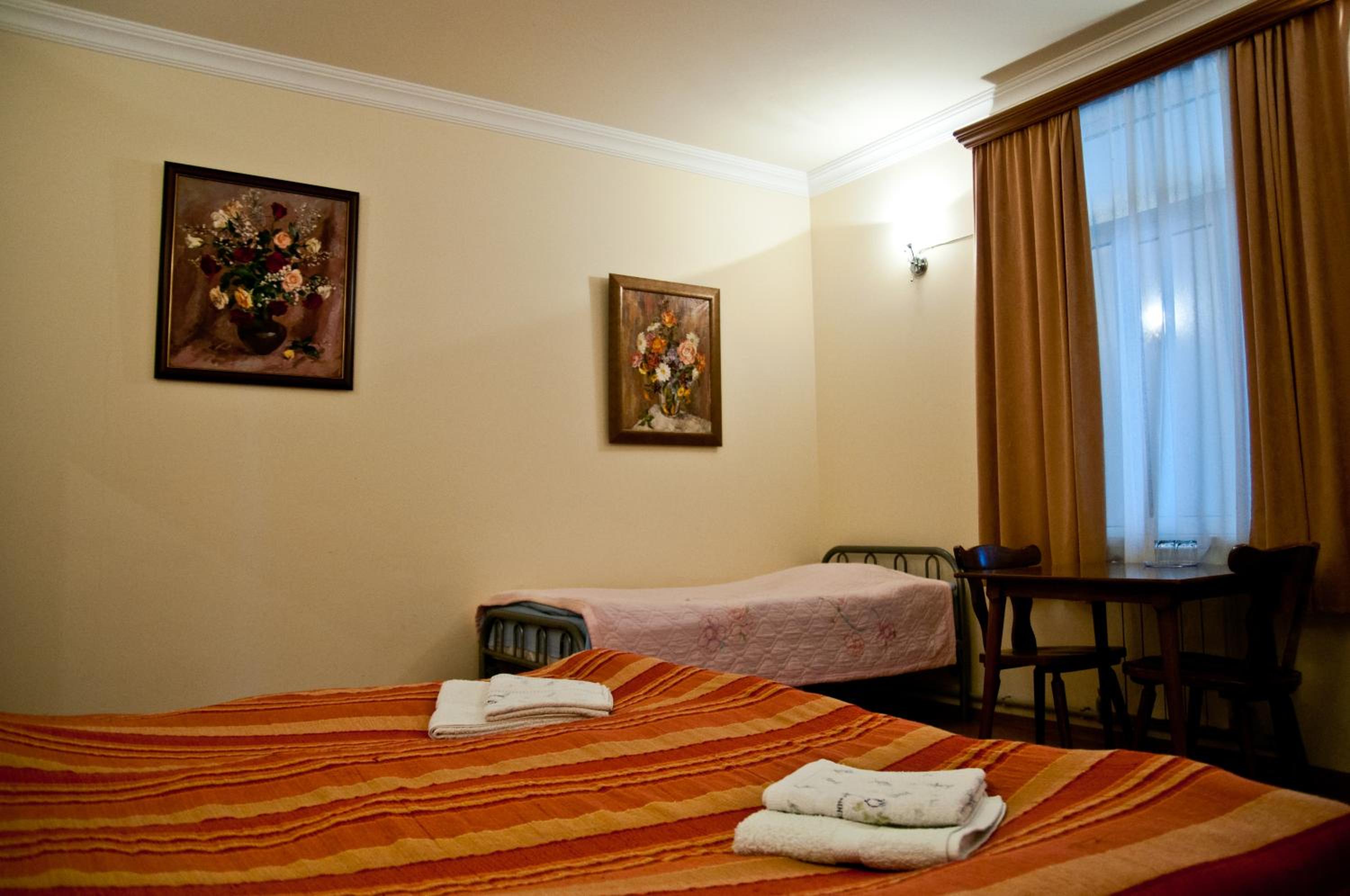 Family Room (2 Adults + 1 Child) with Balcony photo 1