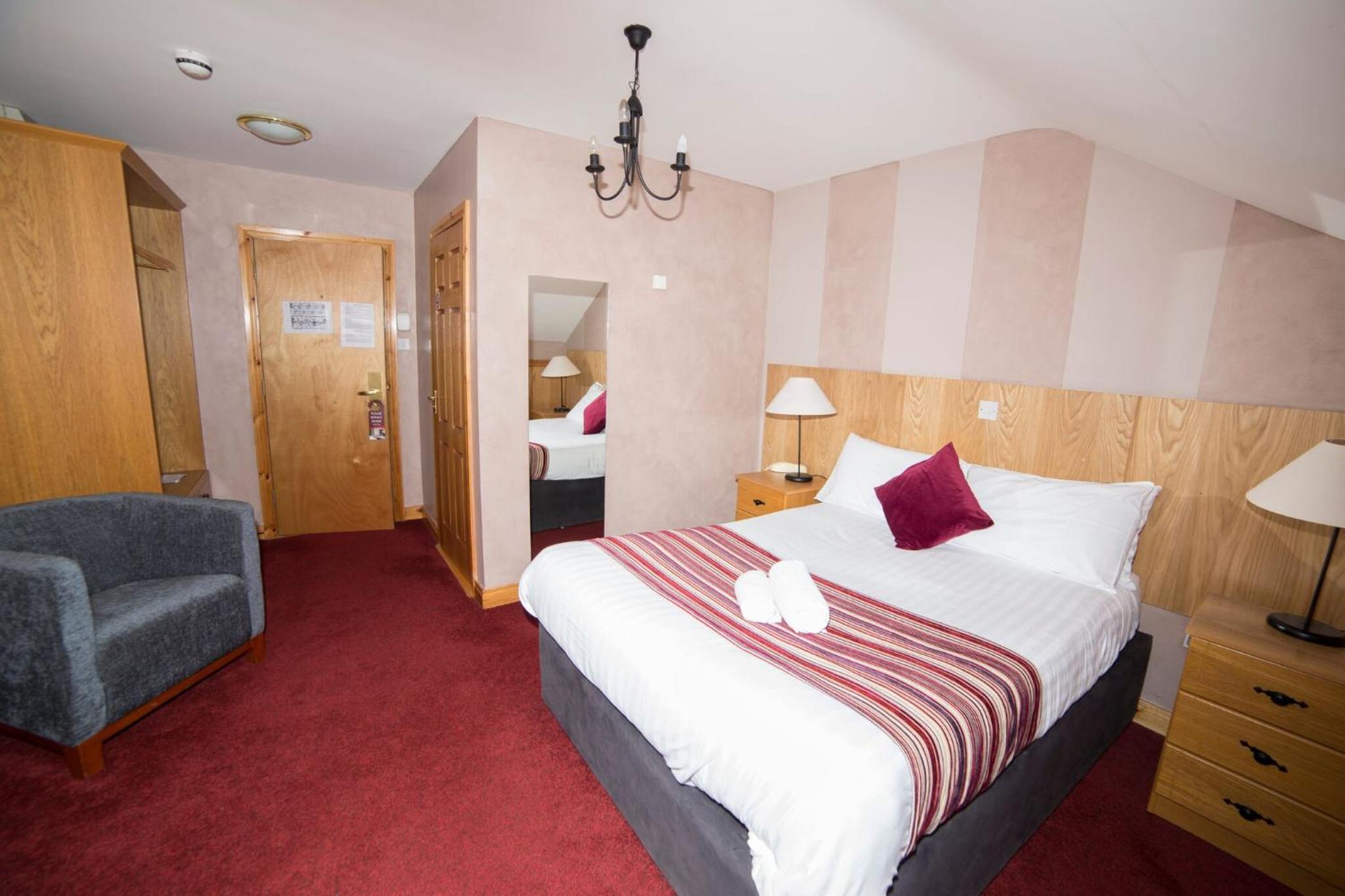 Double Room - Photo 1