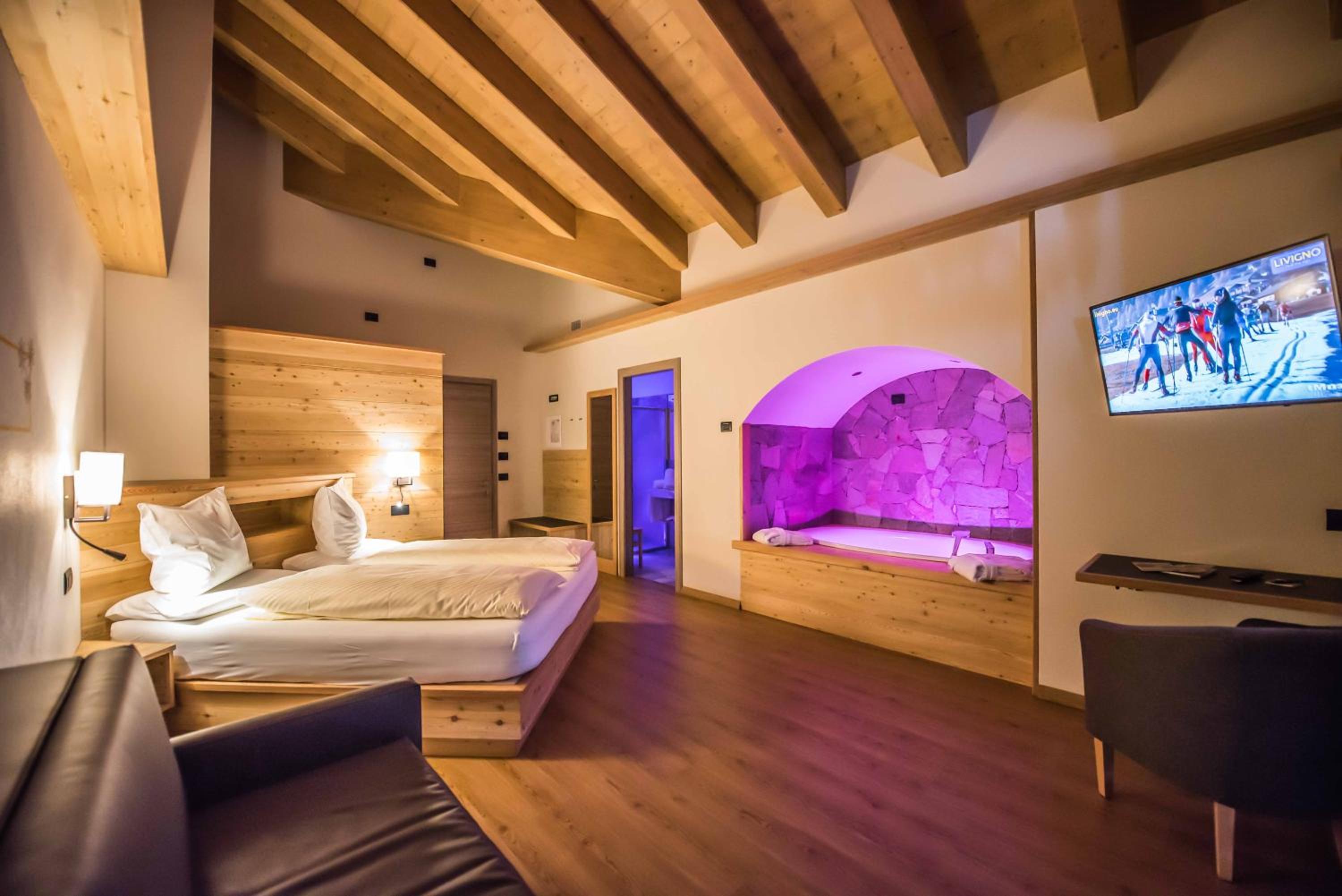 Suite photo 1