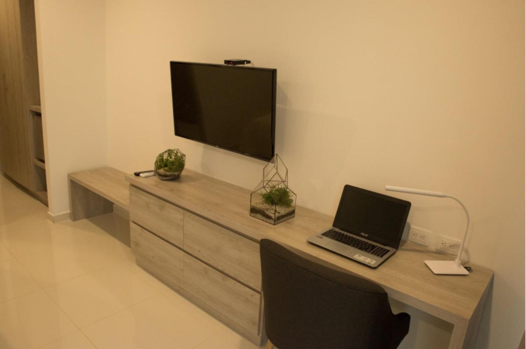 Queen Room