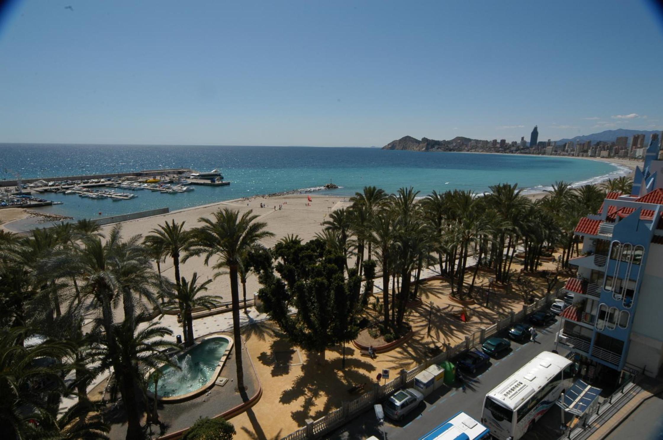 Double or Twin Room with Sea View photo 3