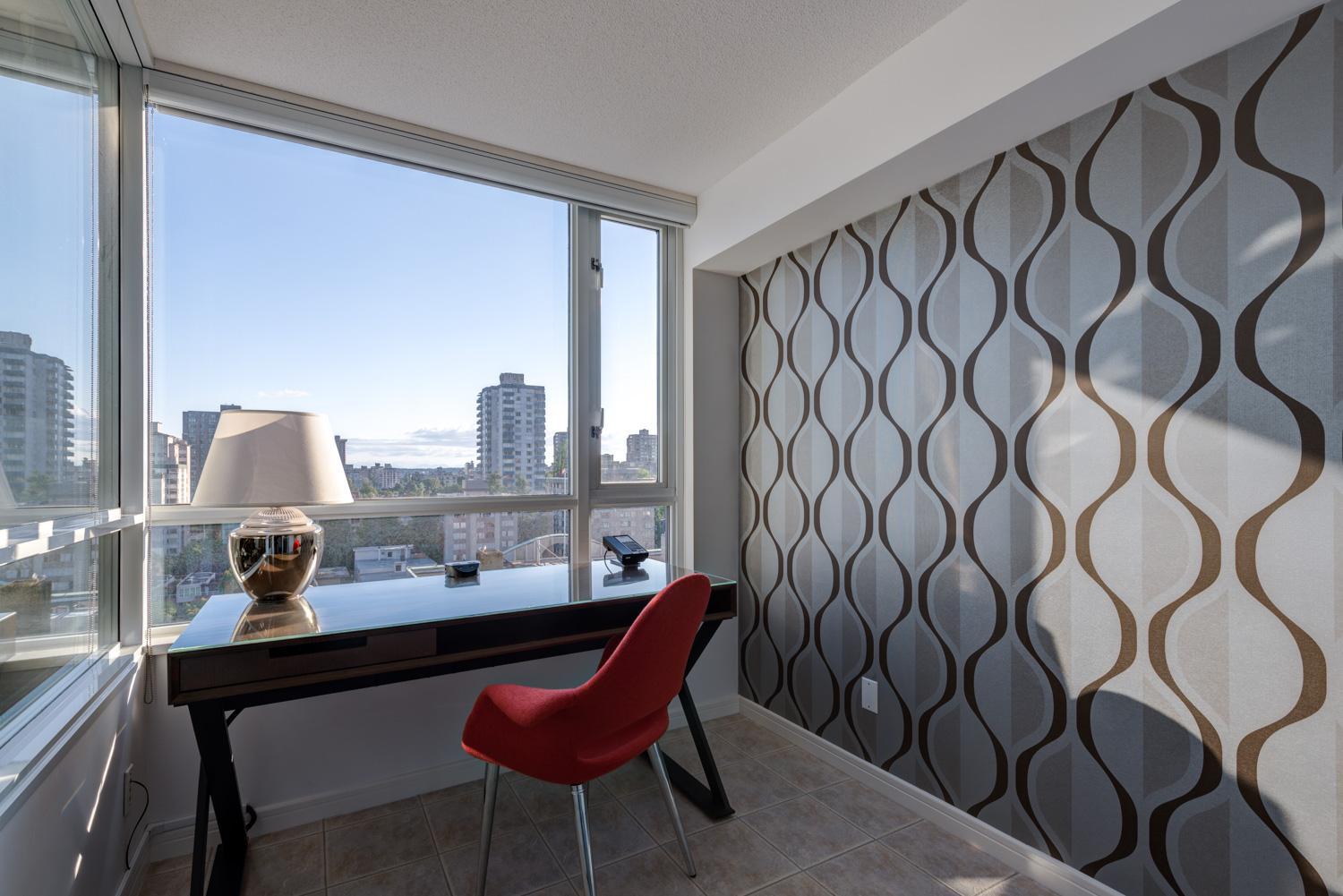 One-Bedroom King Suite thumbnail 5