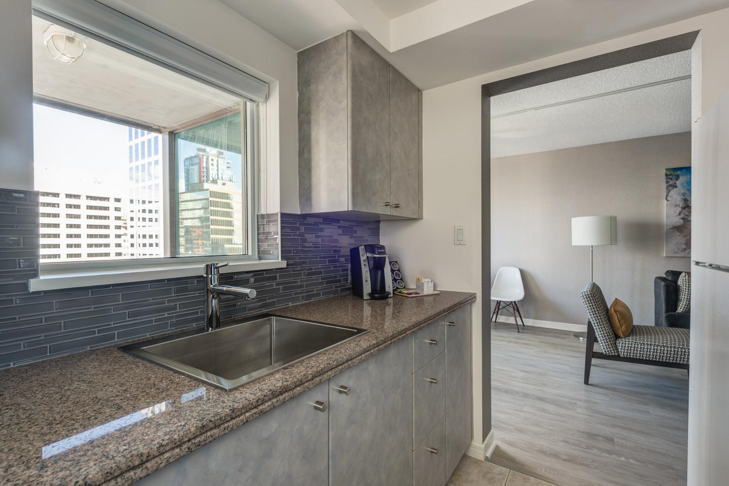 Two-Bedroom Suite thumbnail 5