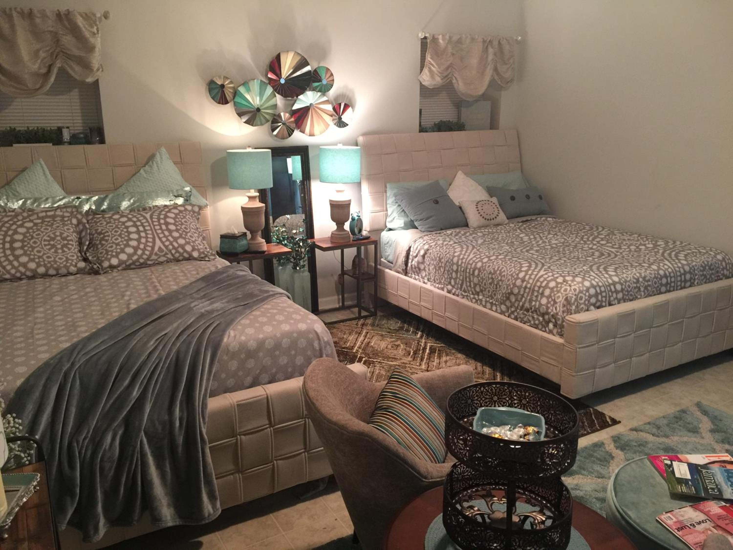 Budget Double Room - Photo 24