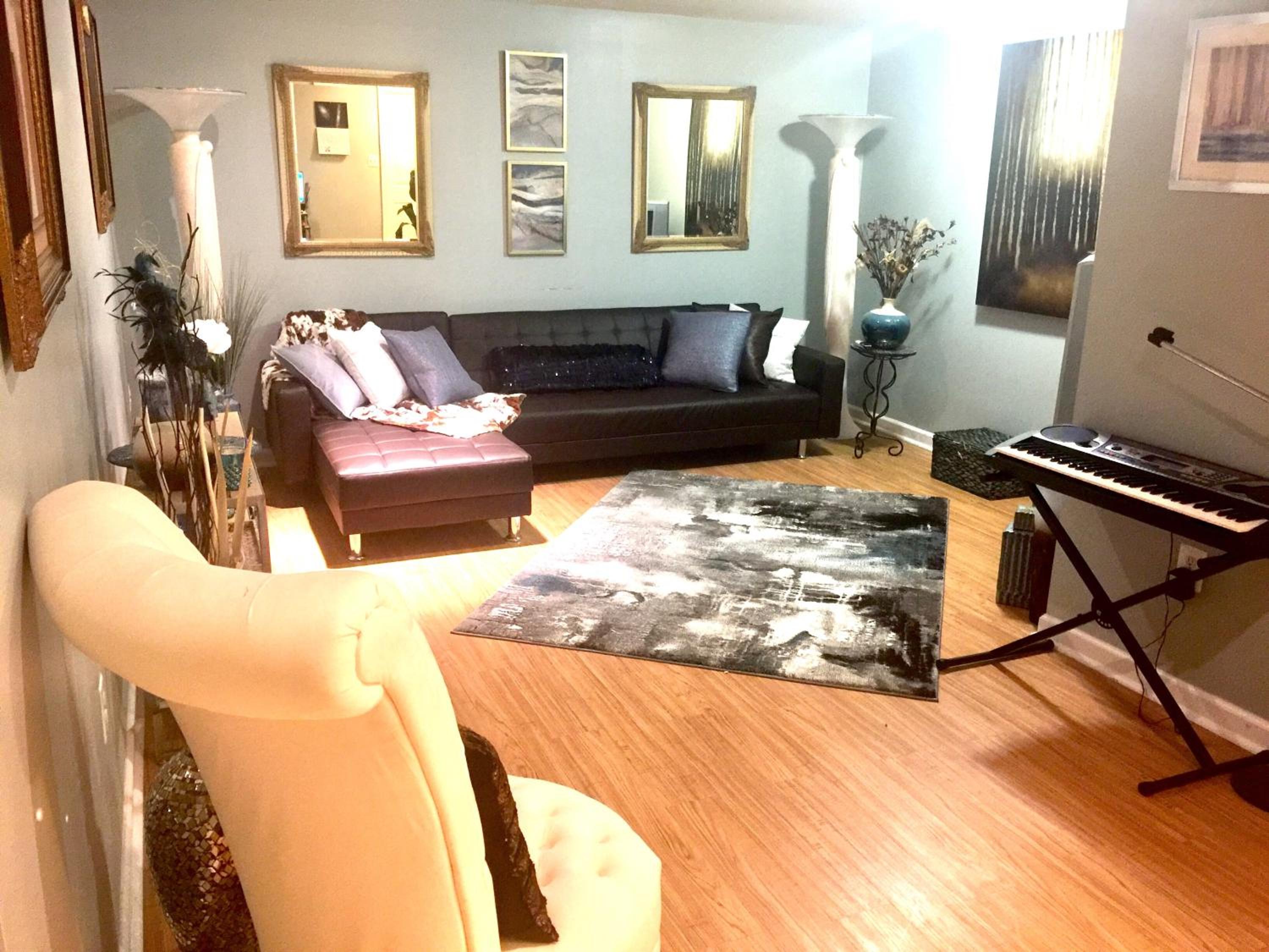 Budget Double Room - Photo 36