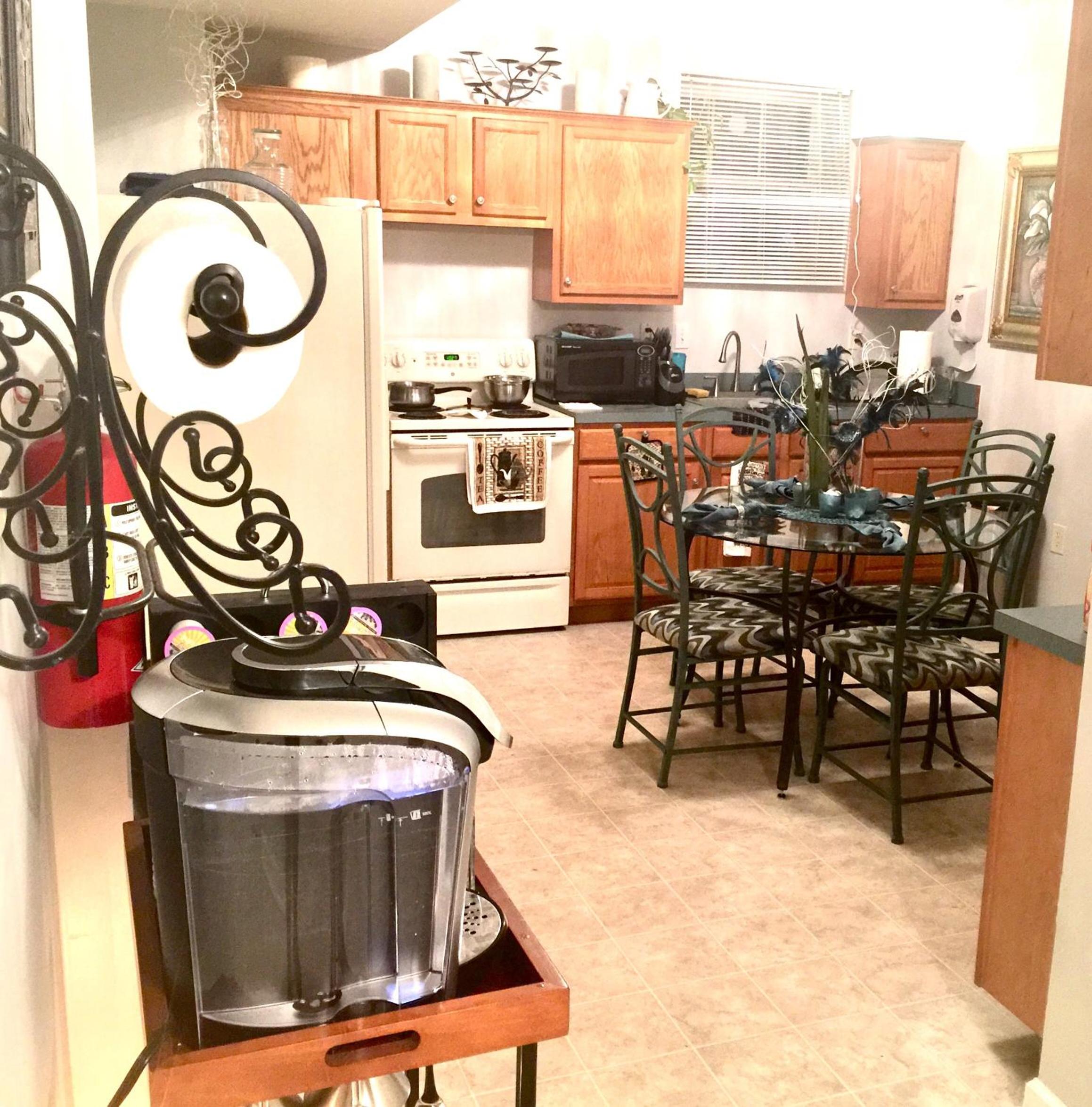 Budget Double Room - Photo 40