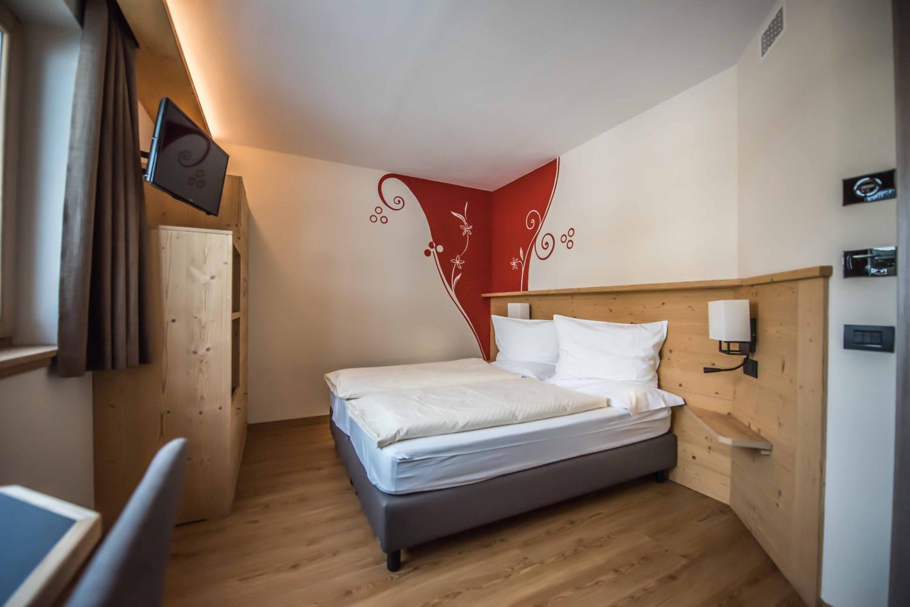 Superior Single Room with Mountain View photo 3