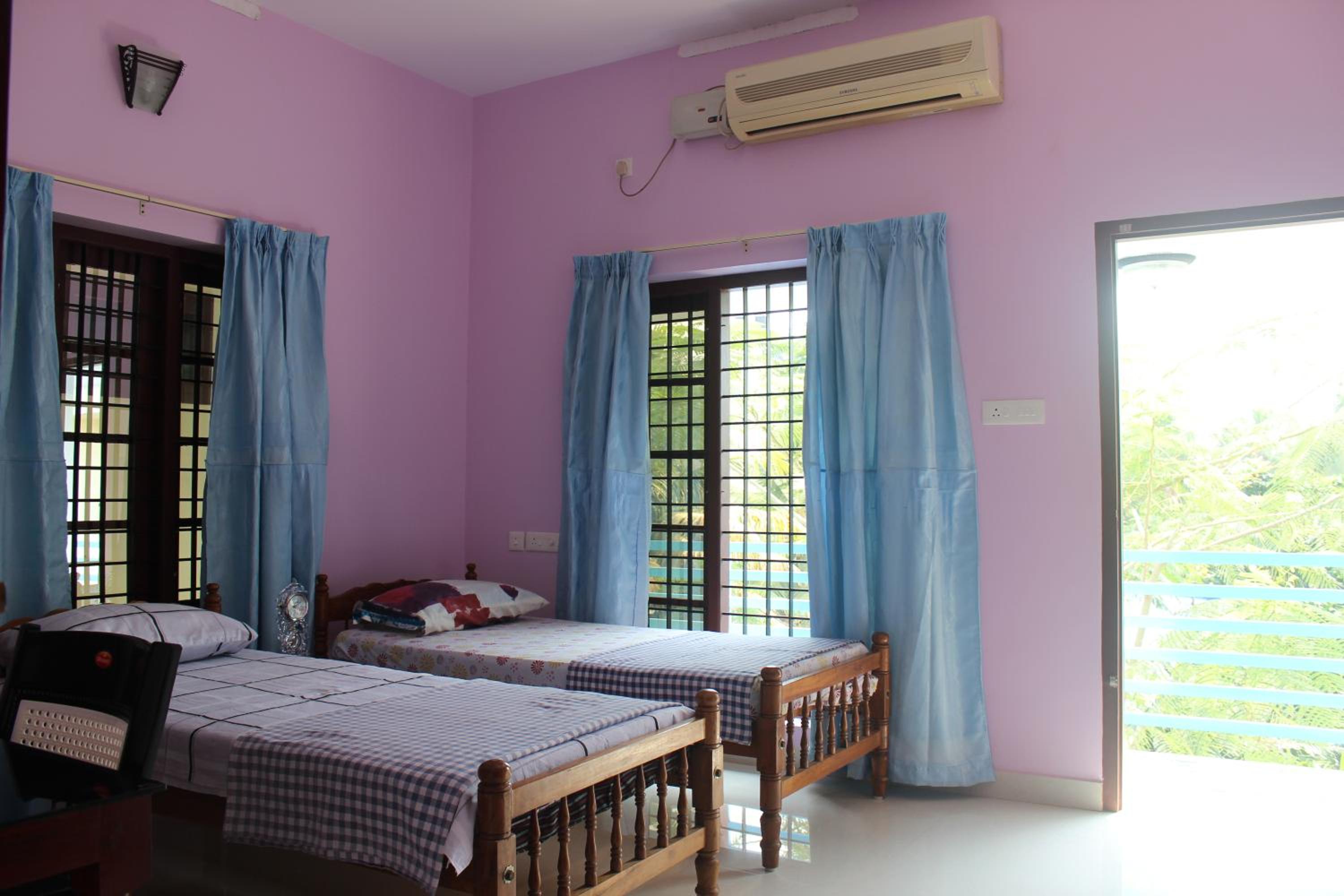 Standard Double Room - Photo 5