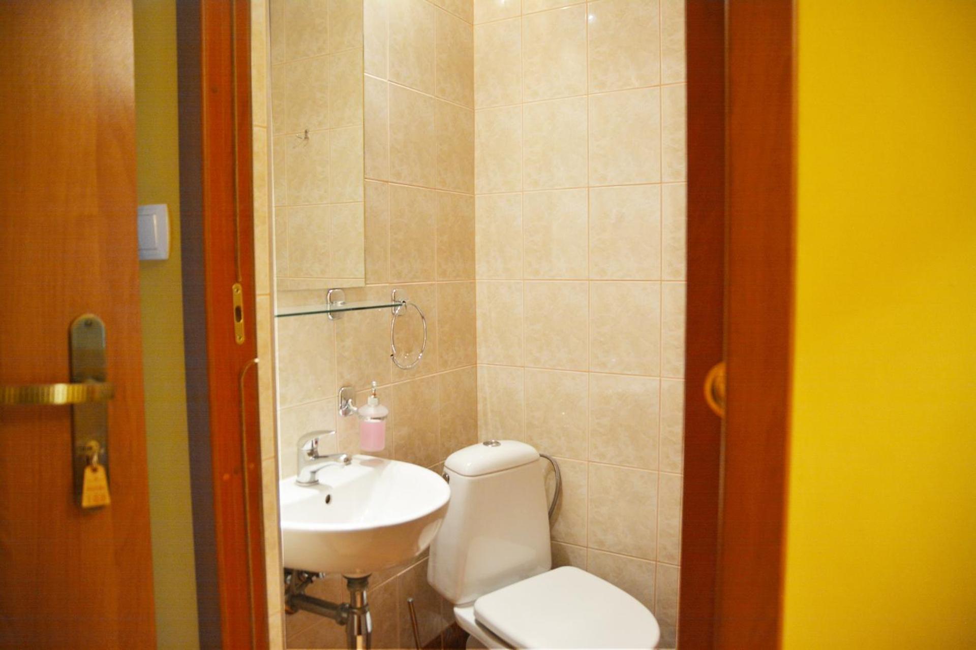 Small Twin Room photo 3