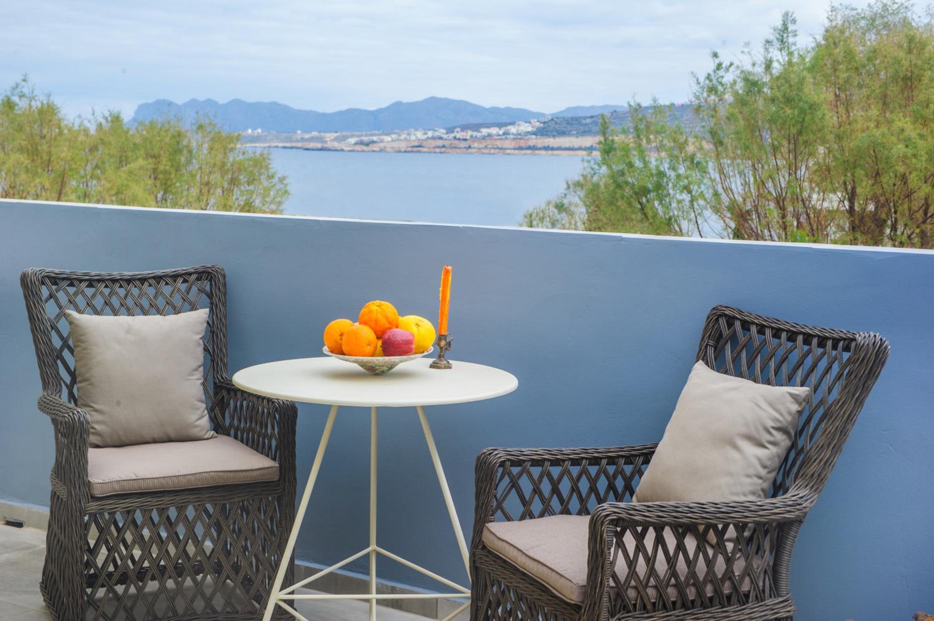 Junior Suite with Terrace and Sea View photo 2
