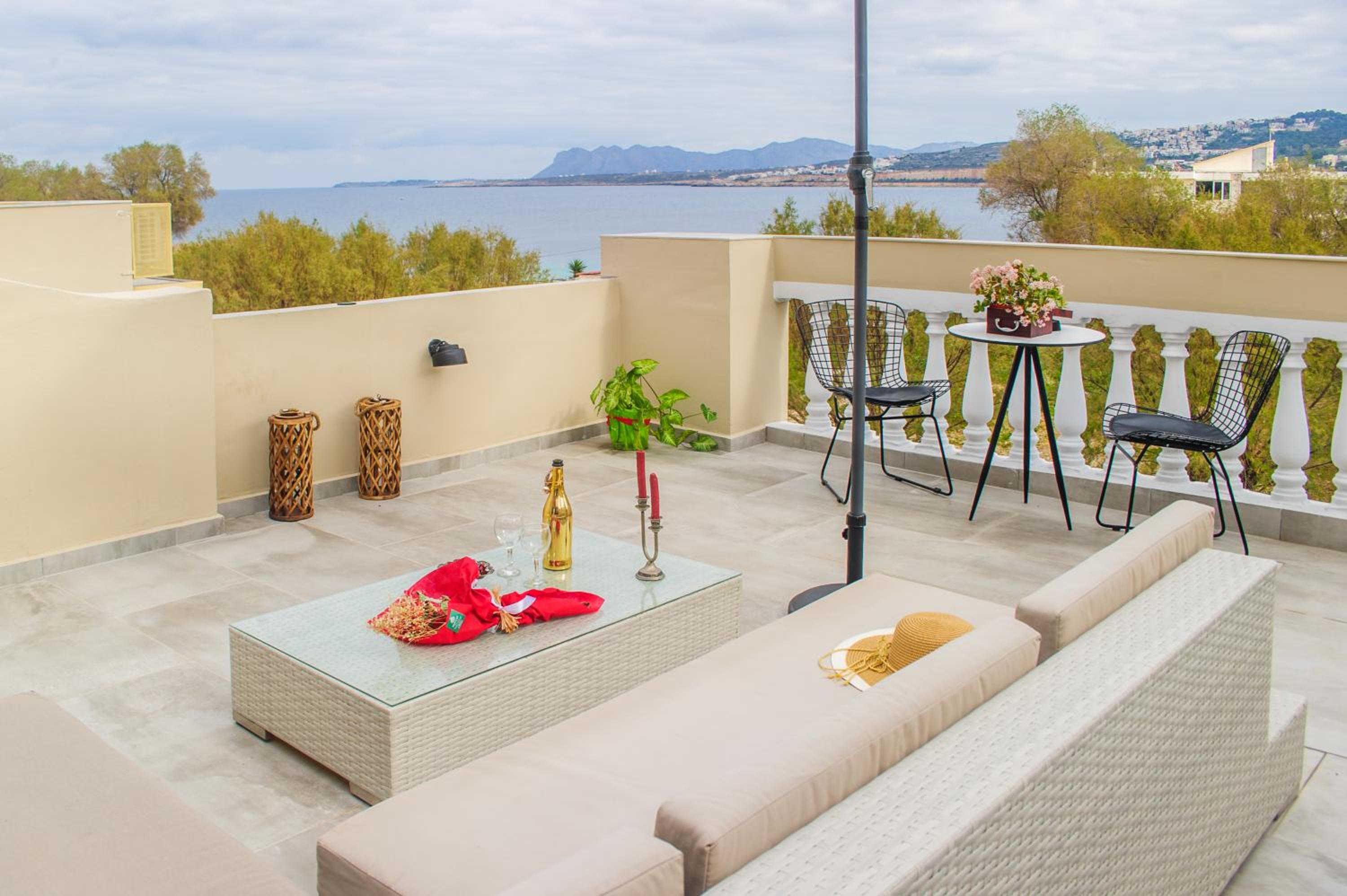 Superior Suite with Terrace and Sea View photo 2