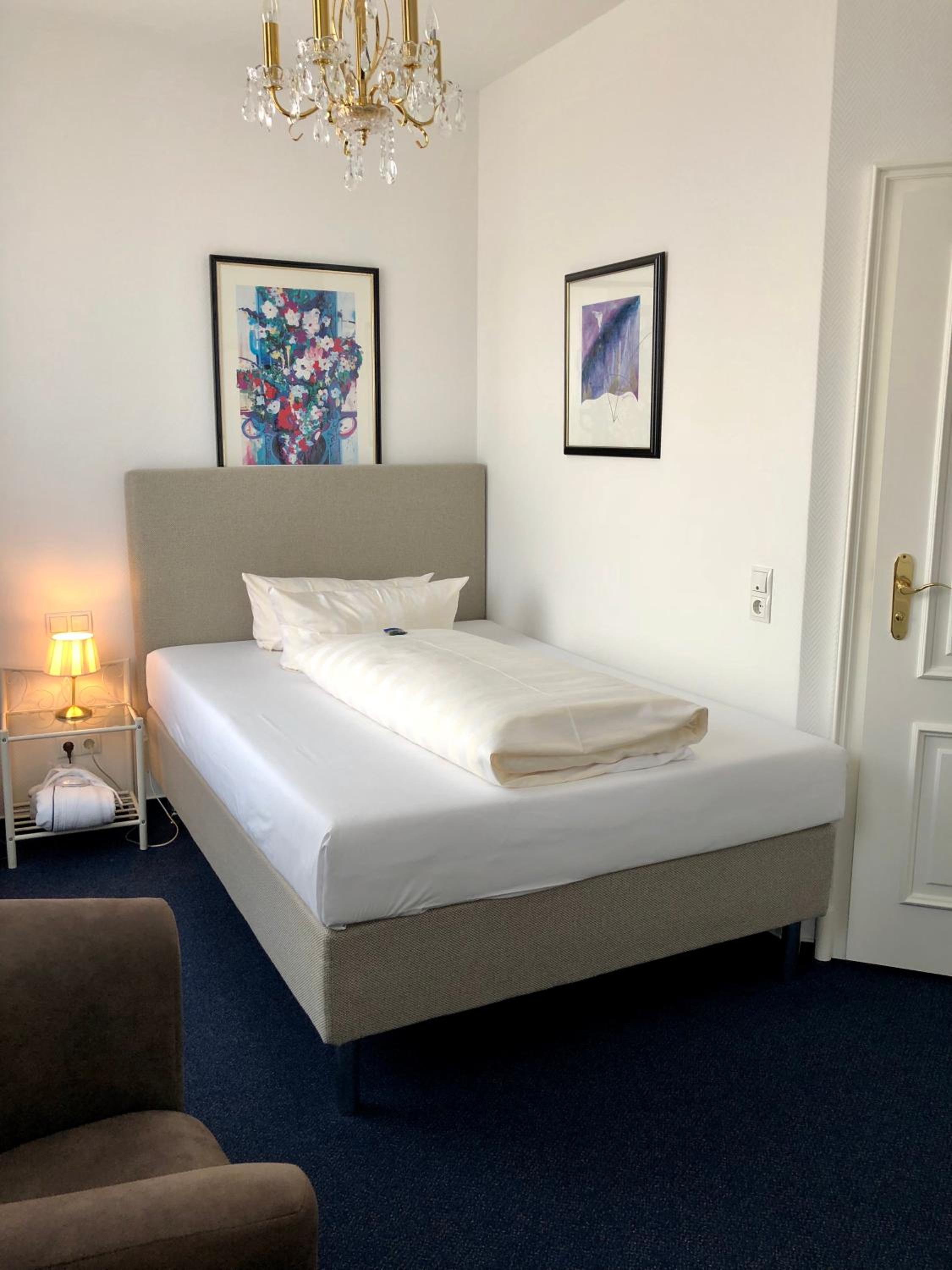 Comfort Single Room
