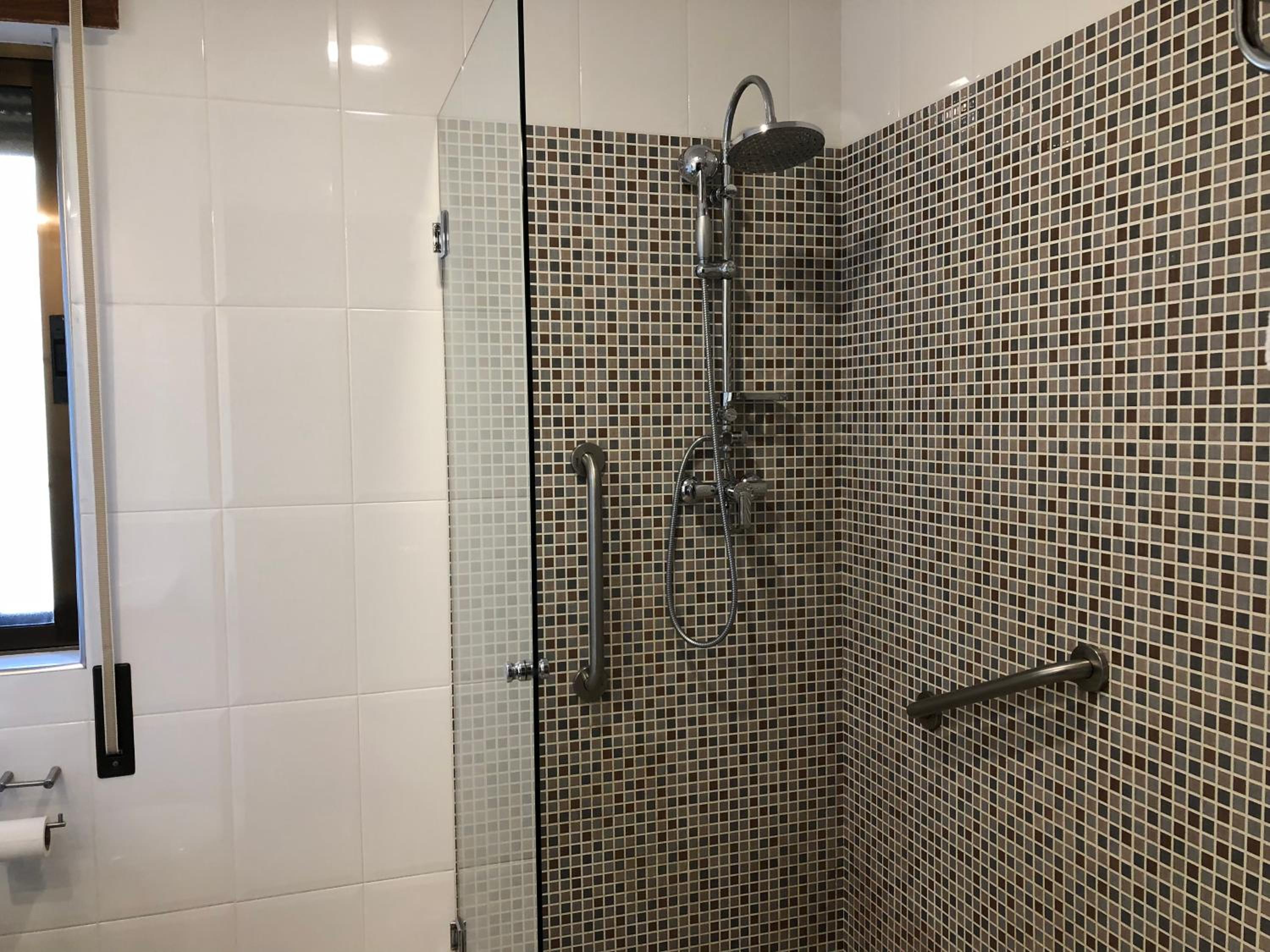 Double or Twin Room - Photo 15