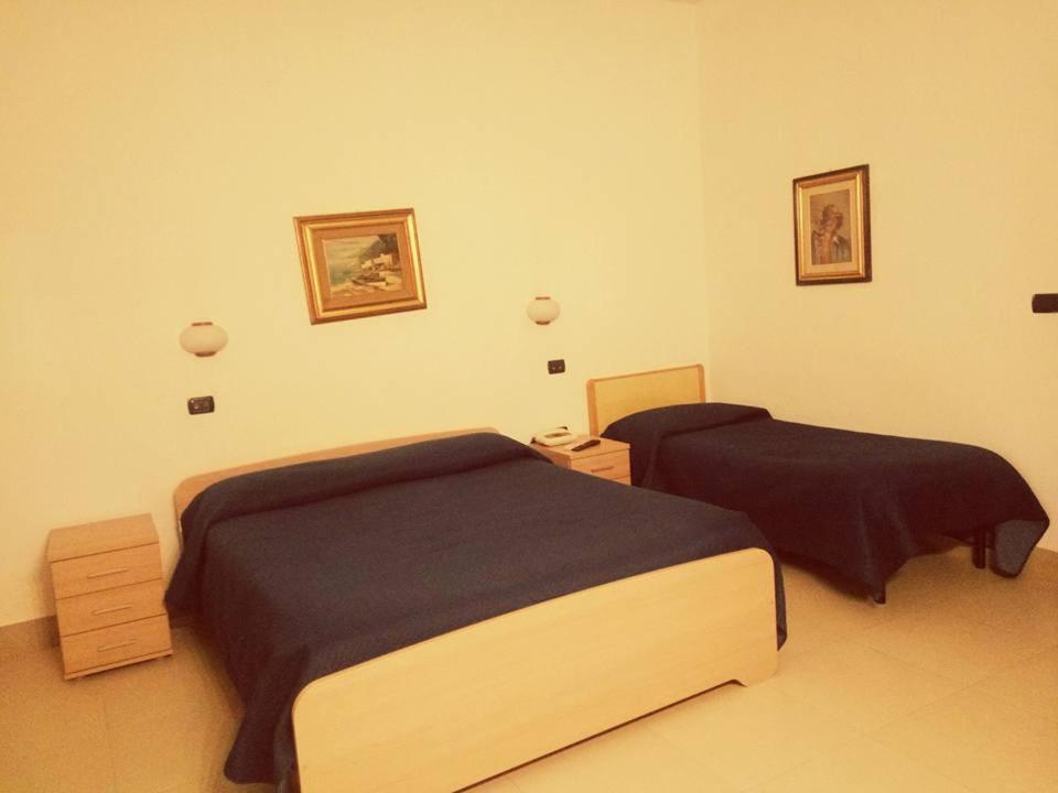 Triple Room - Photo 6