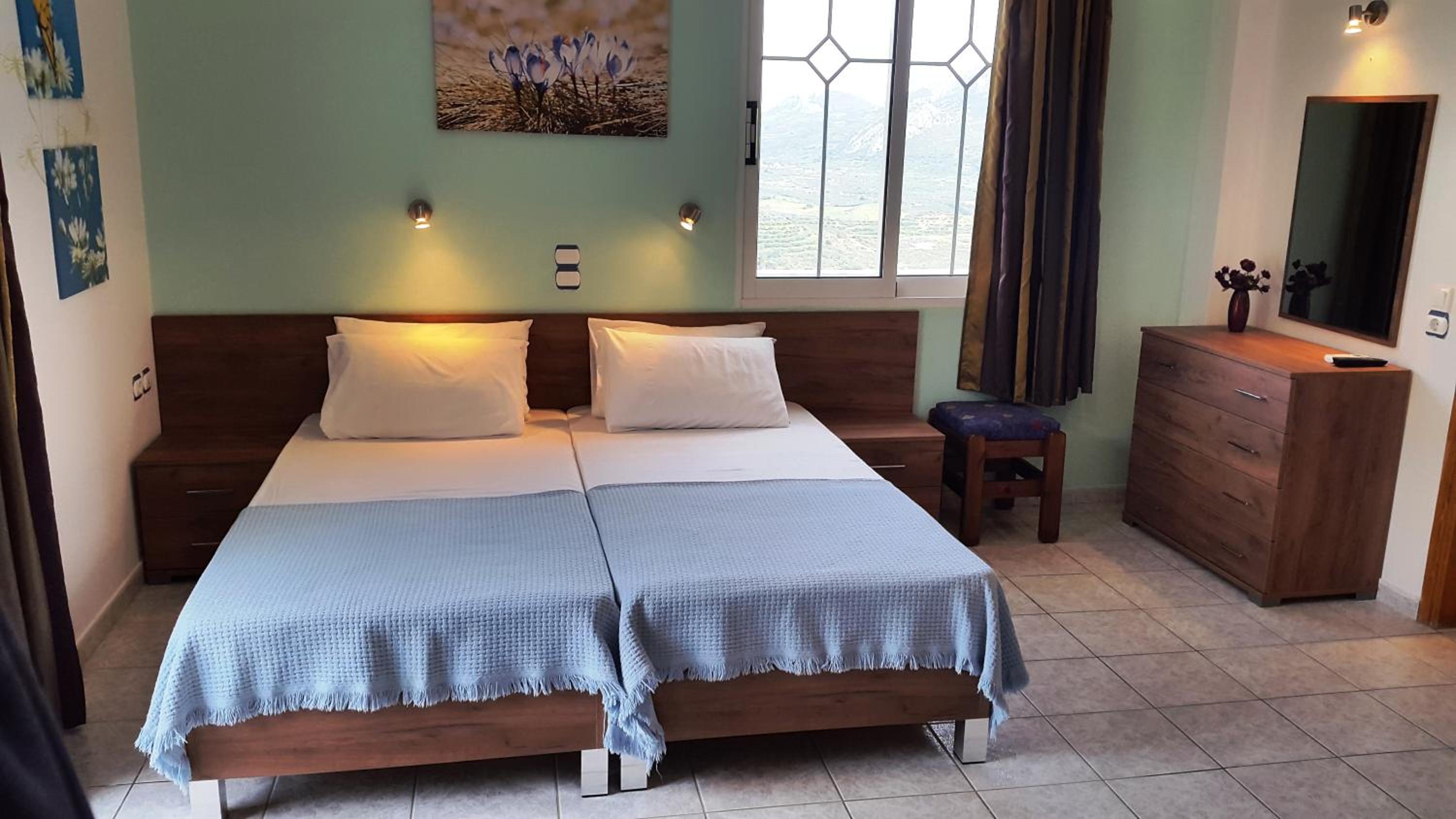 Estudio con vista al mar