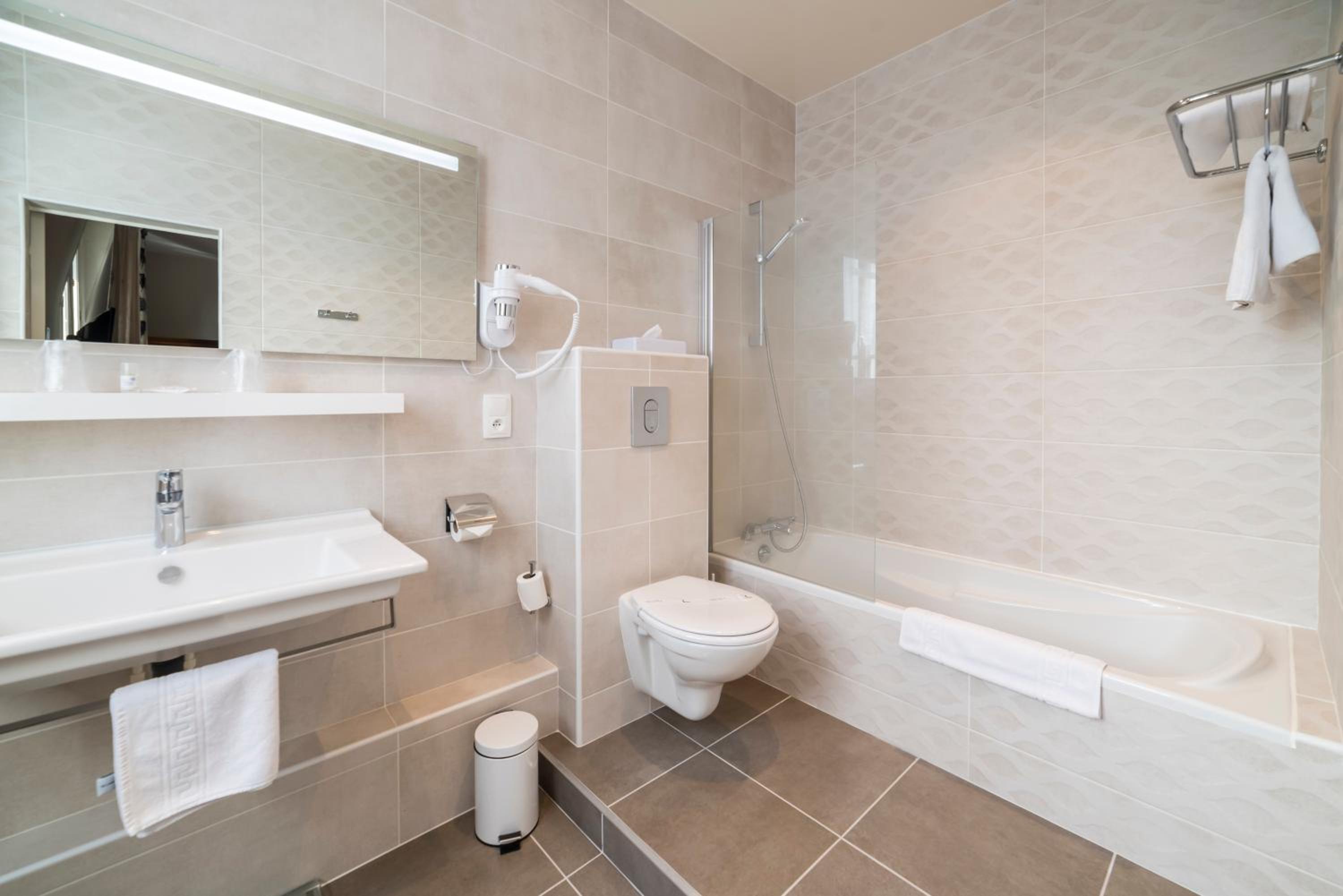 Privilege Double or Twin Room (1-2 People) photo 2