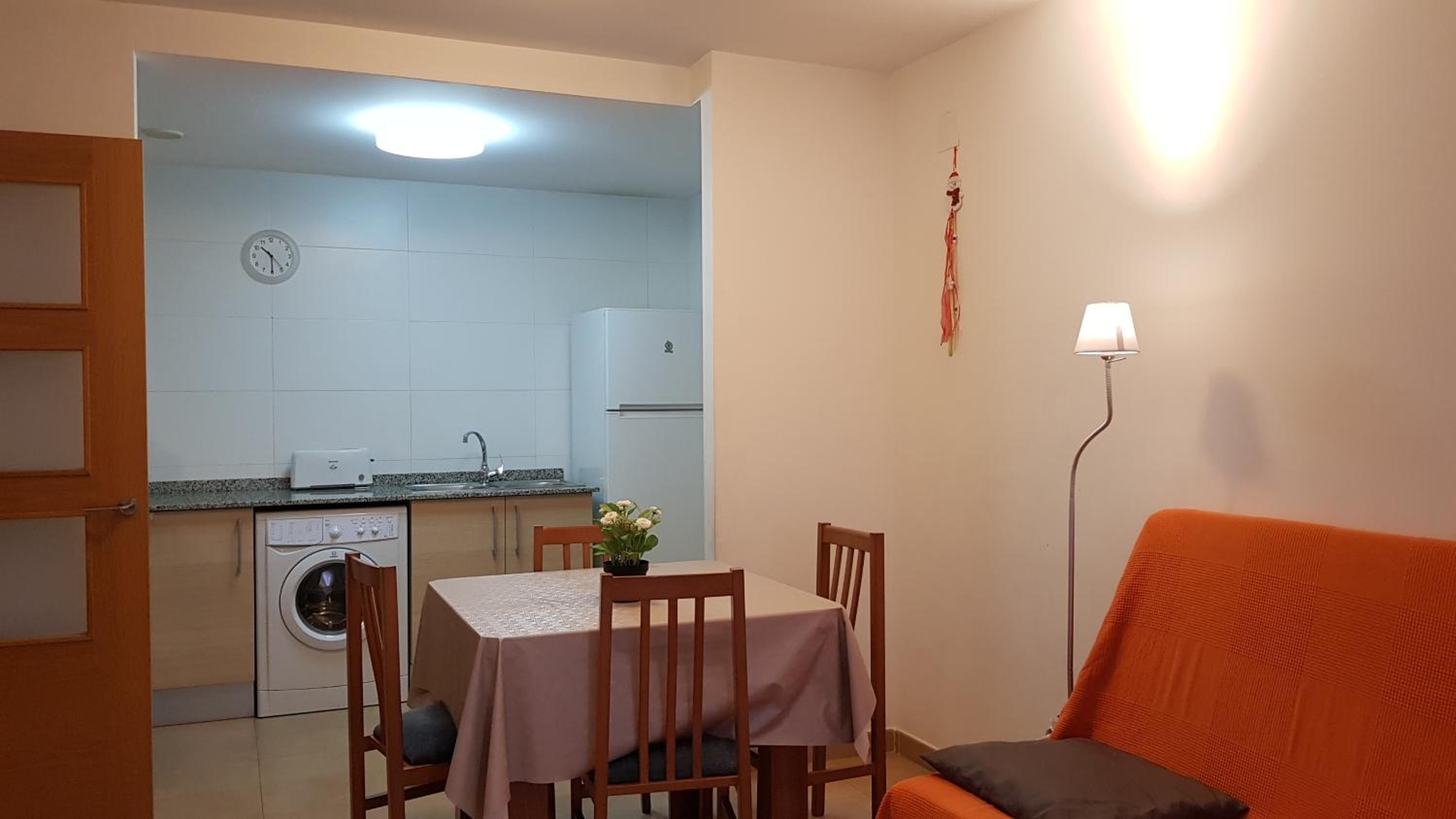 One-Bedroom Apartment (4 Adults) - Photo 13