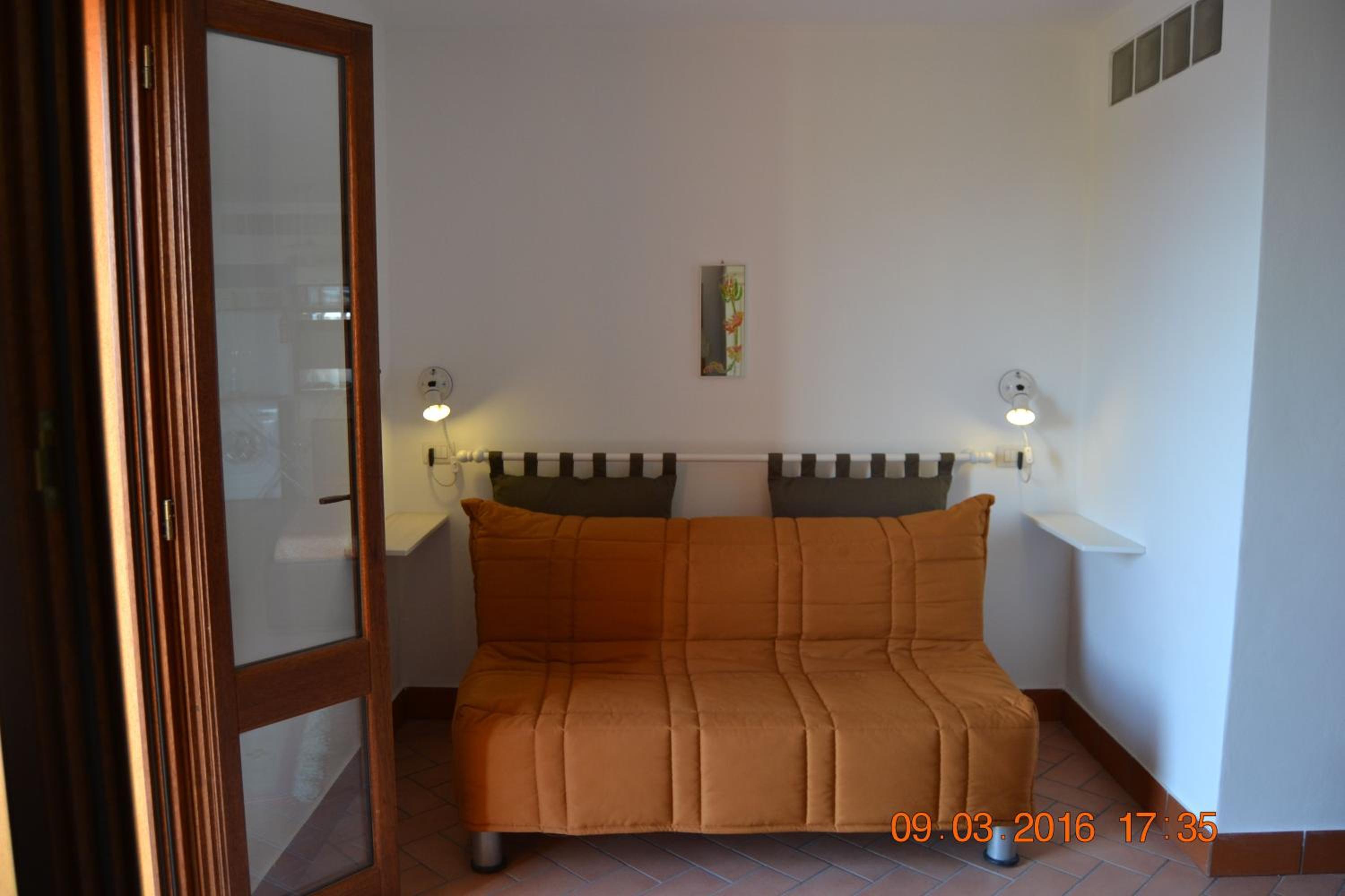 Studio Apartment with Sea View photo 3